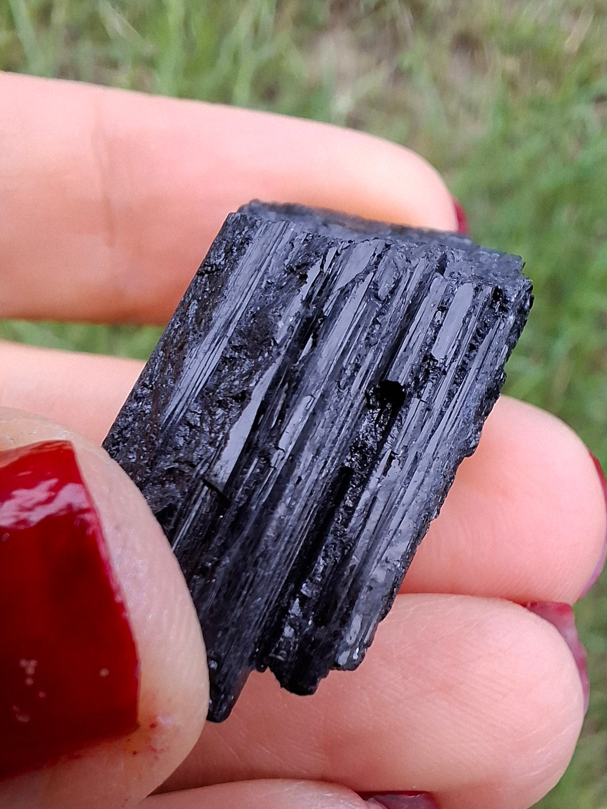 Black Tourmaline RAW, 14.77g, Crystal, (Ref: RBT1)