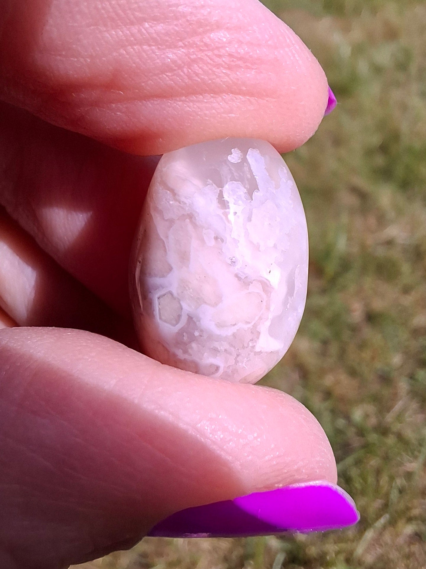 Flower Agate, Tumble Stone, Crystal (Red: T73)