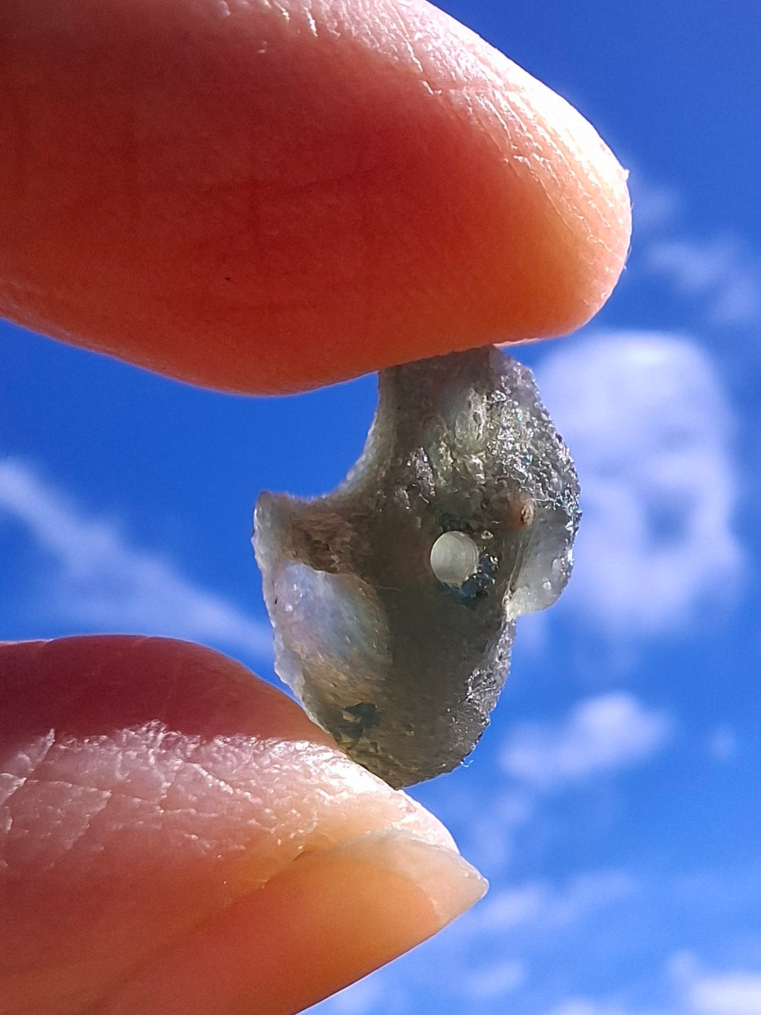 DRILLED, Moldavite Piece, 1.07g, Tektite (Ref: D17)