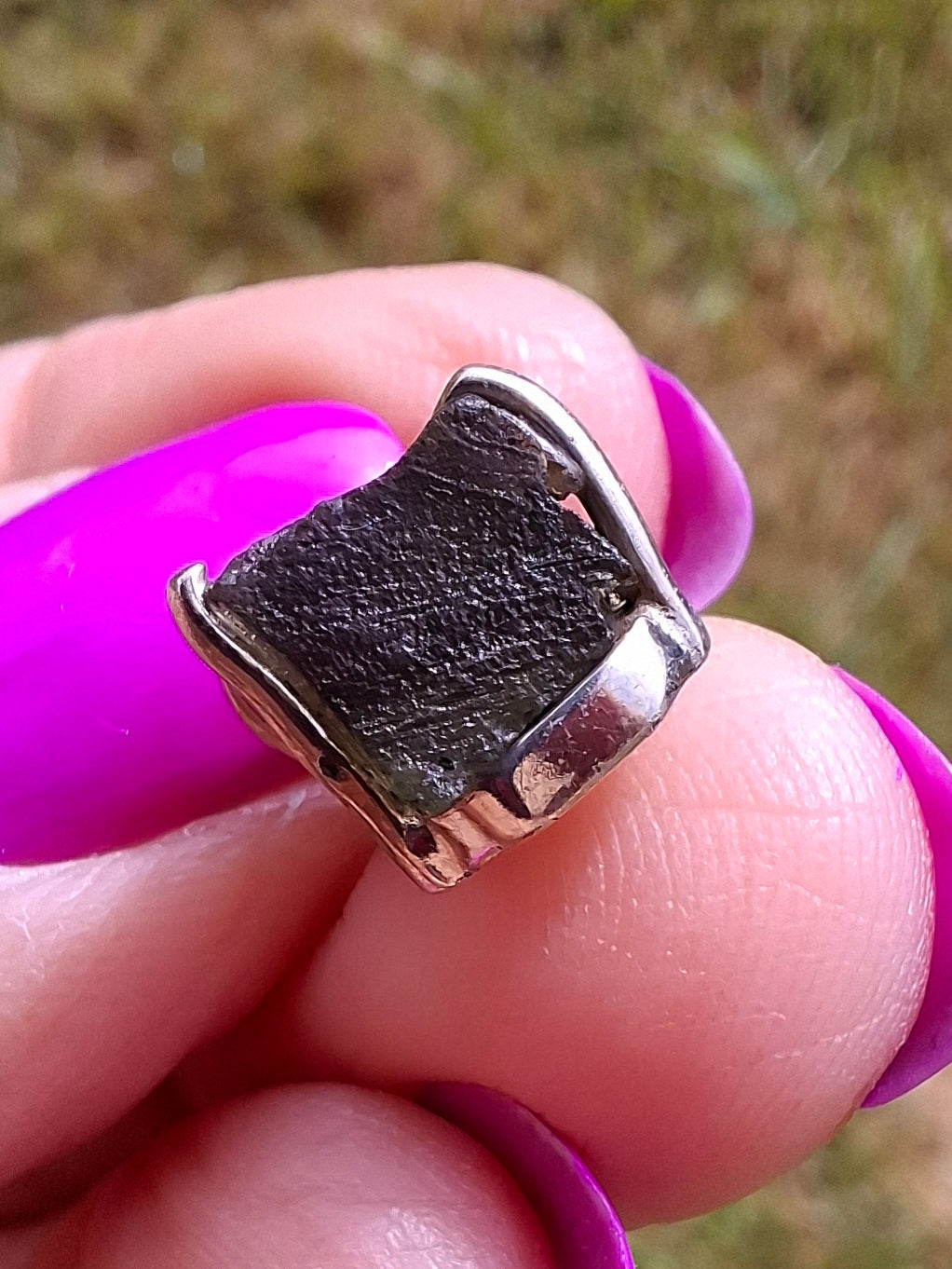 Moldavite Claw Pendant, 925 Silver, Tektite (Ref: P20)