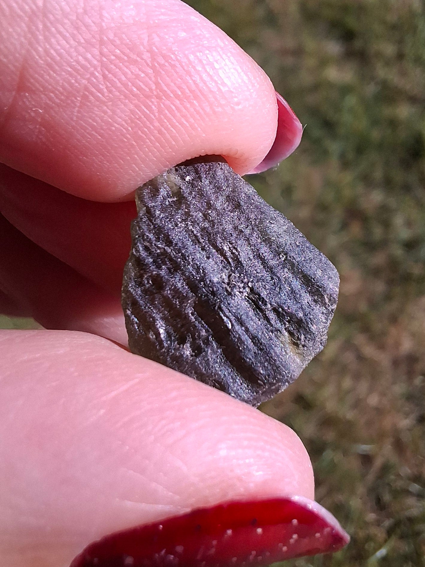 Moldavite Piece, 2.06g, Tektite (Ref: 1467)