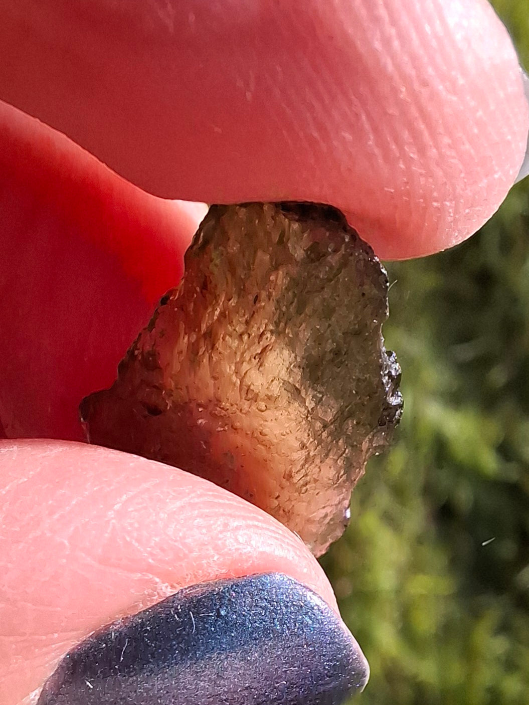 Moldavite Piece, 0.74g, Tektite (Ref: 1378)