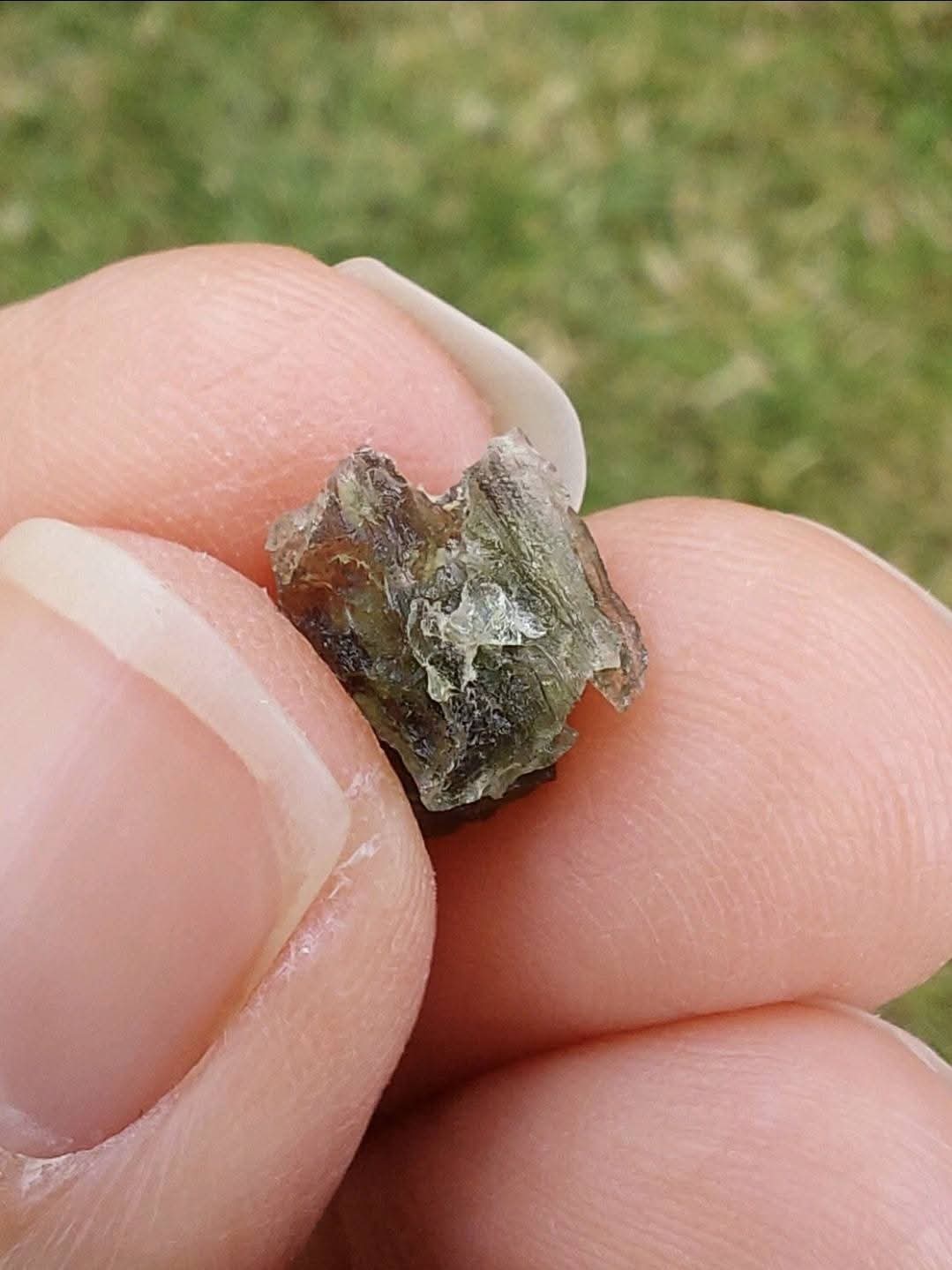 Moldavite Piece, 0.59g, Tektite (Ref: E168)