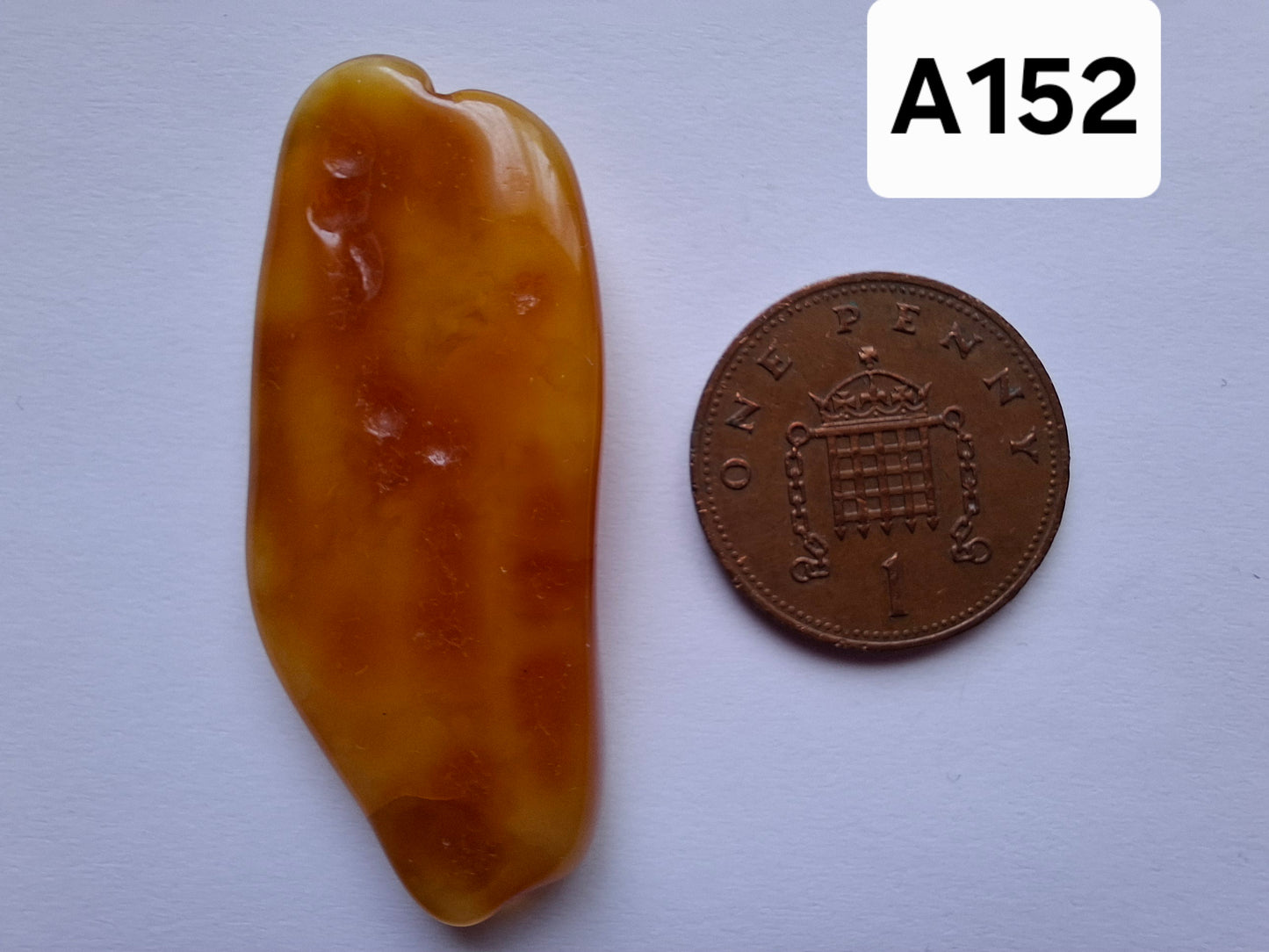 Baltic Amber, 2.87g, Fossil (Ref: A152)