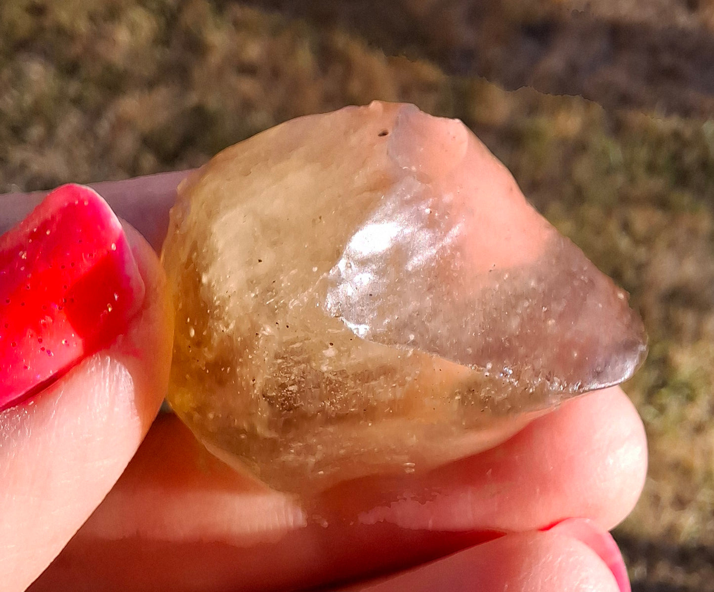 Libyan Desert Glass (darker) Piece, 12.00g, Tektite (Ref: L1377)