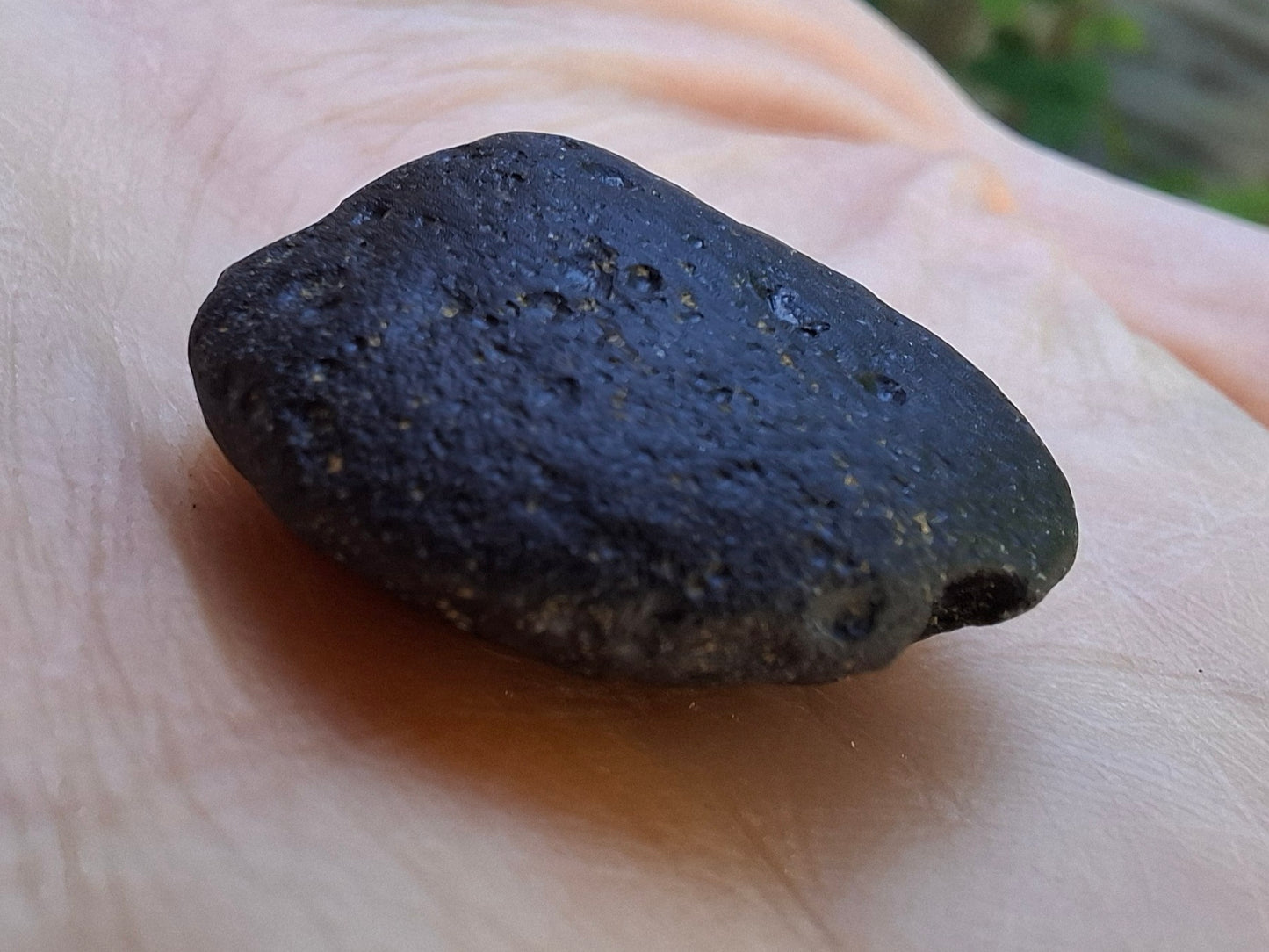 Philippinite (Rizalite), 7.48g, Tektite