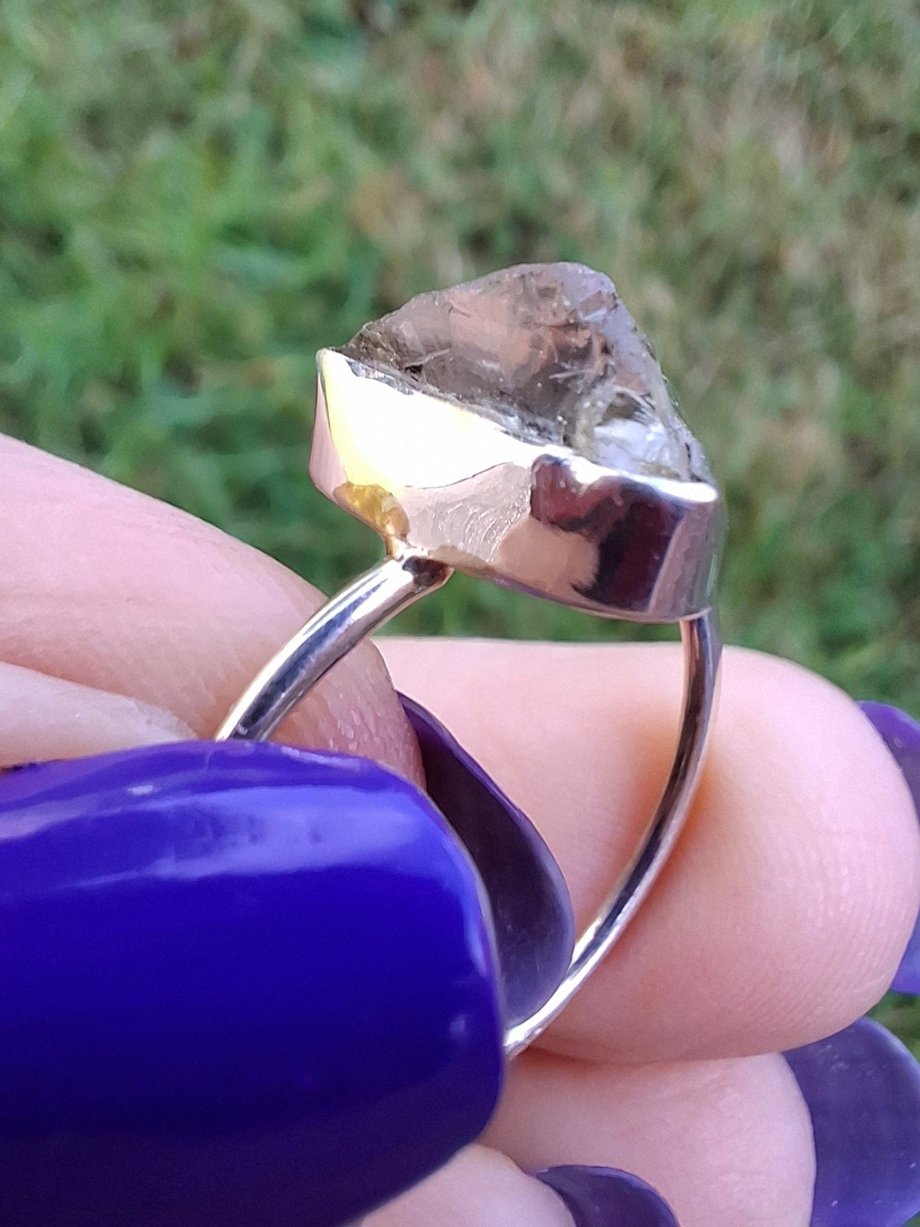 Libyan Desert Glass Ring, size large V, 925 Silver, Tektite (Ref: LR55)