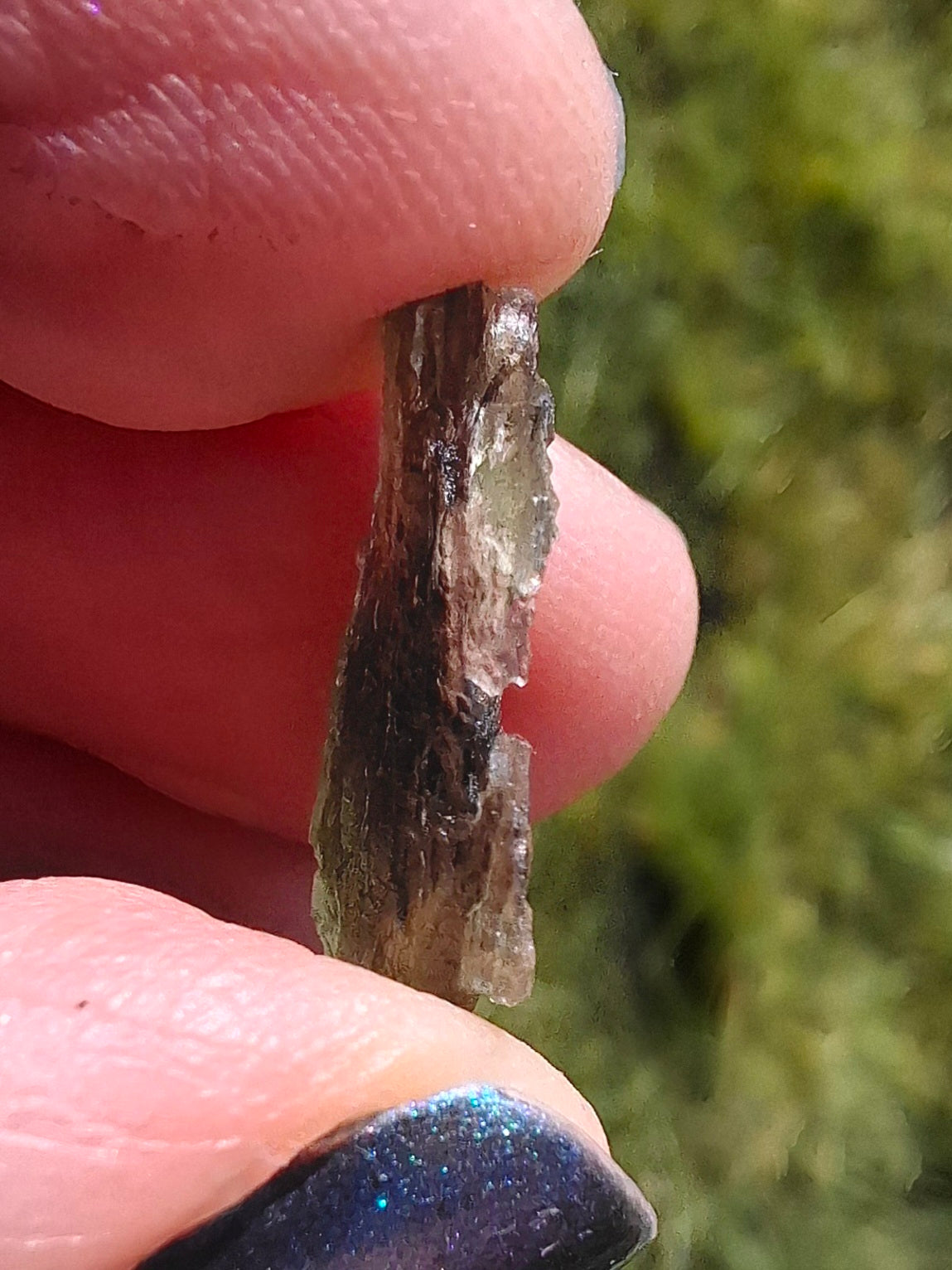 Moldavite Piece, 0.80g, Tektite (Ref: 1397)