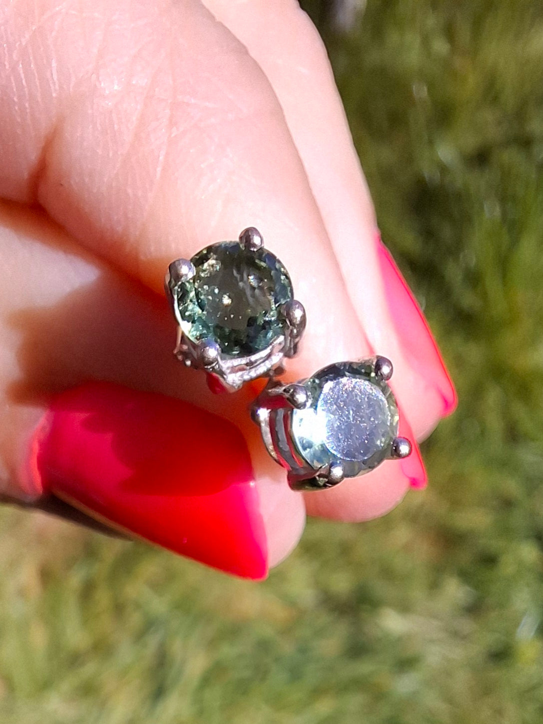 Moldavite (faceted) 5mm STUD EARRINGS, 925 Silver, Tektite (Ref: Pair44)