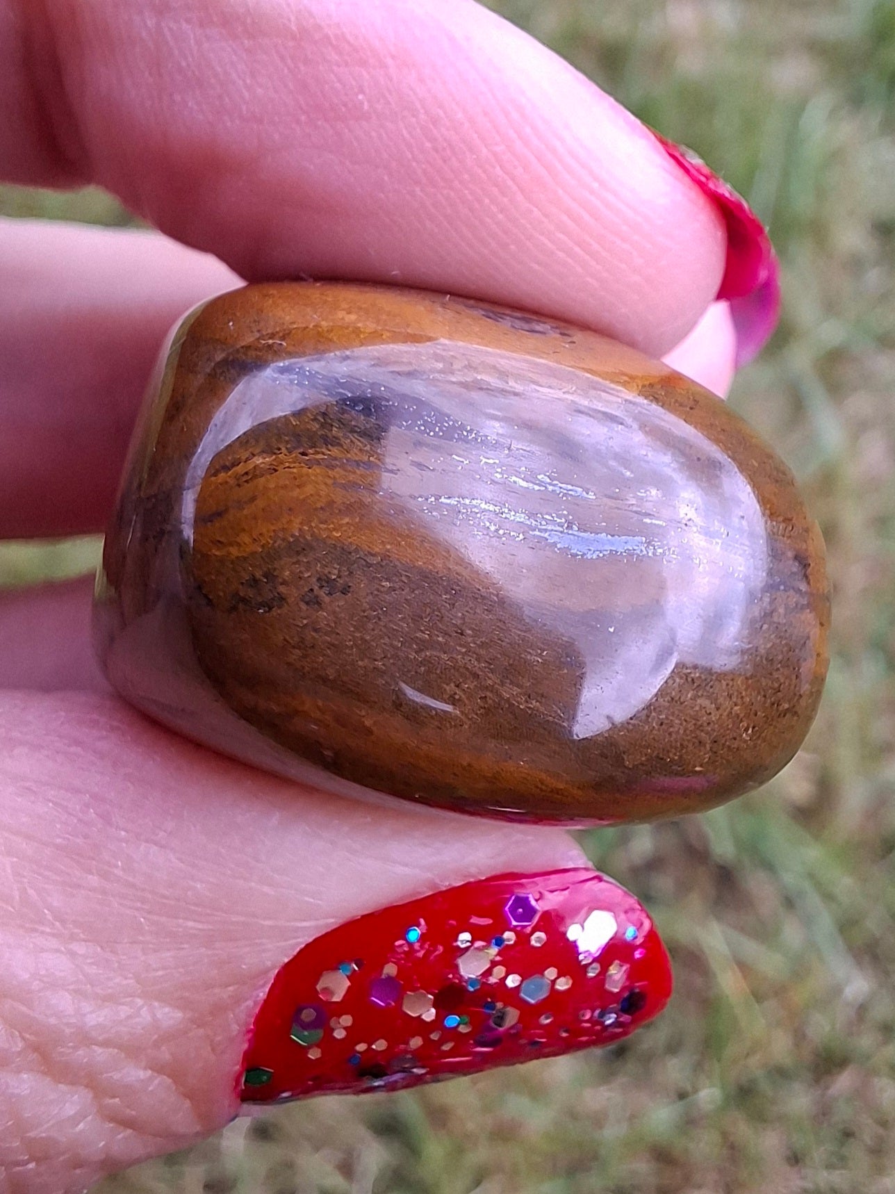 Tigers Eye, Tumble Stone, Crystal (Ref: T131)