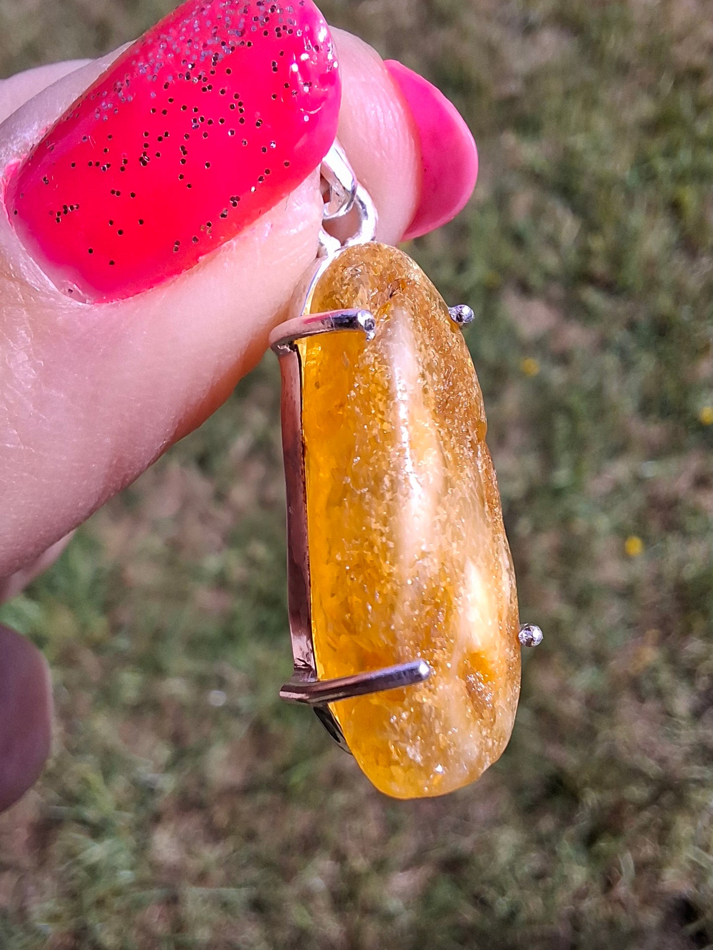 Baltic Amber Pendant, 925 Silver, Fossil (Ref: AP2)
