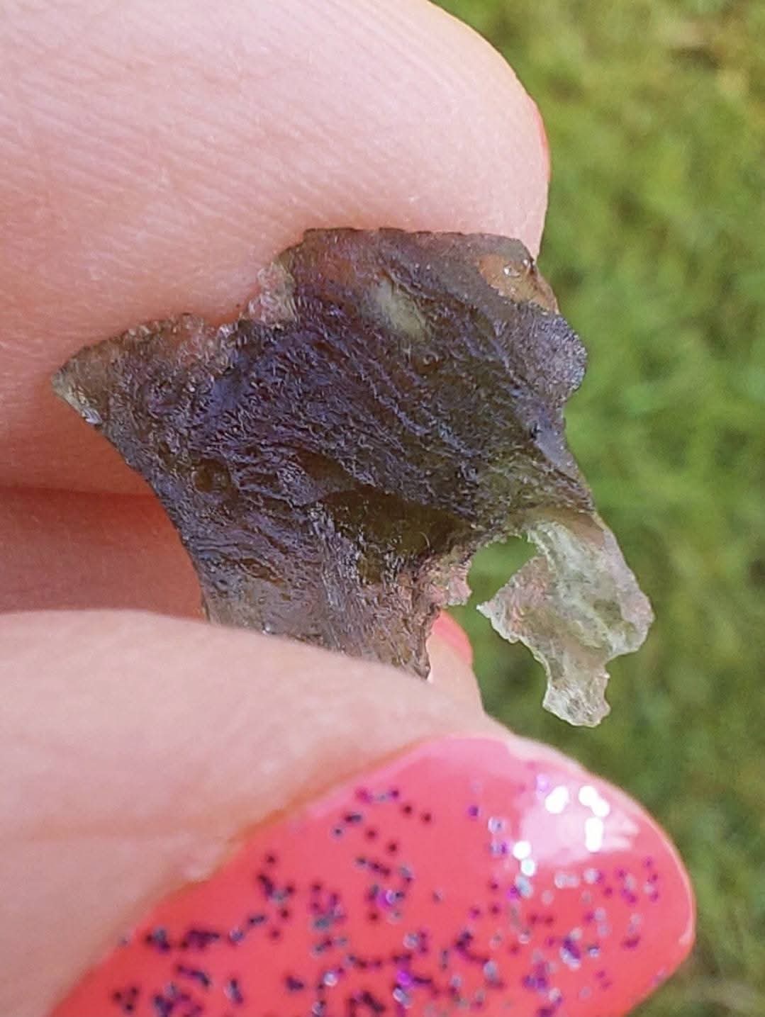 Moldavite Piece, 0.62g, Tektite (Ref: 1127)