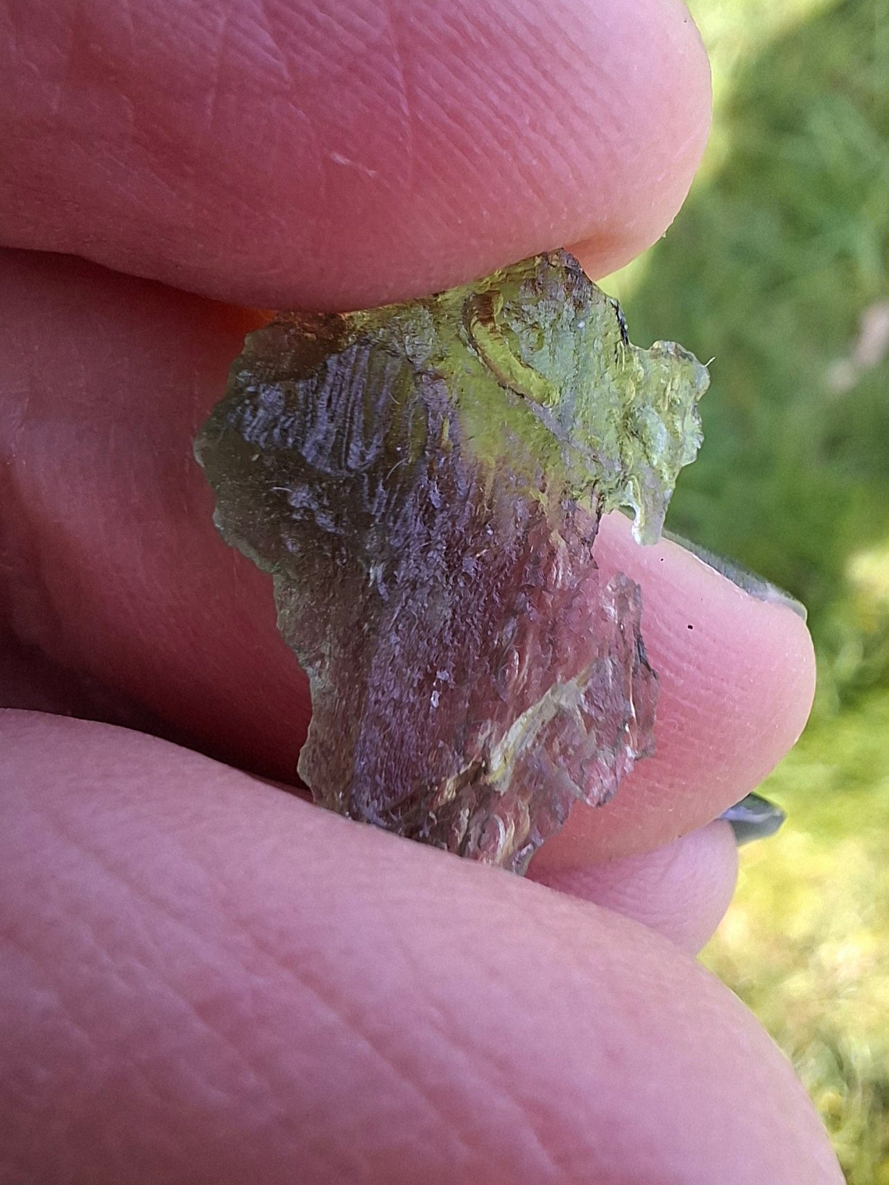 Moldavite Piece, 0.80g, Tektite (Ref: 1397)