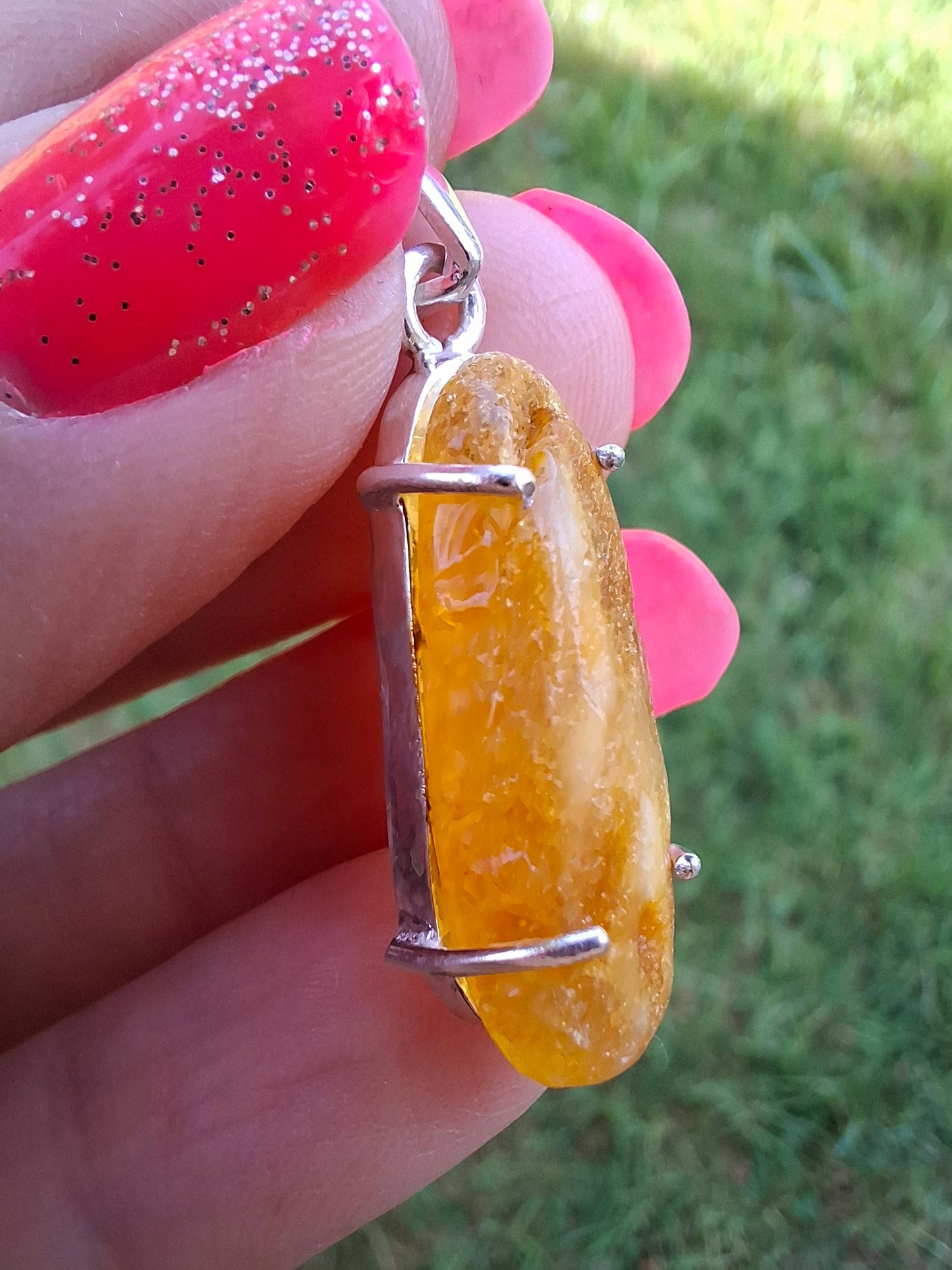 Baltic Amber Pendant, 925 Silver, Fossil (Ref: AP2)