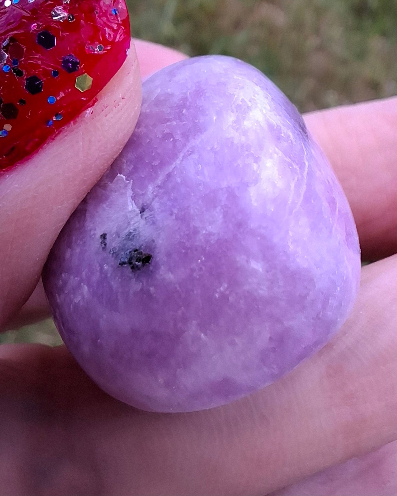 Lepidolite, Tumble Stone, Crystal (Ref: T116)