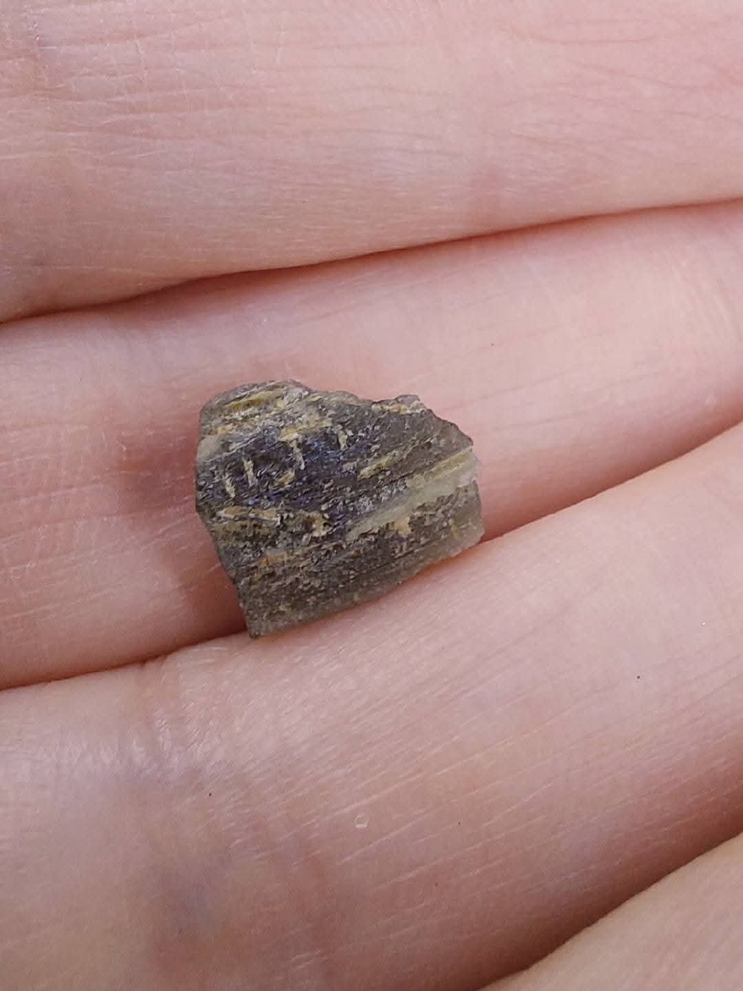 Moldavite Piece, 0.58g, Tektite (Ref: E161)