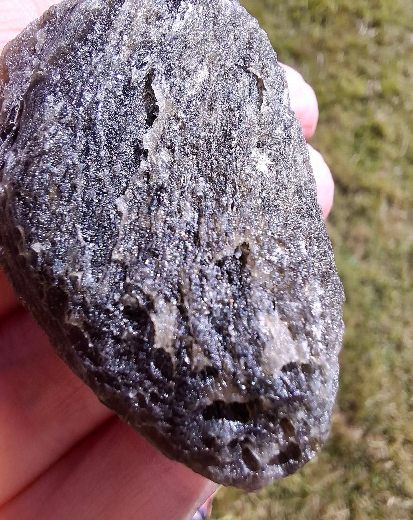Moldavite Piece, NESMEN HURKA,  26.87g, Tektite (Ref: 1170)