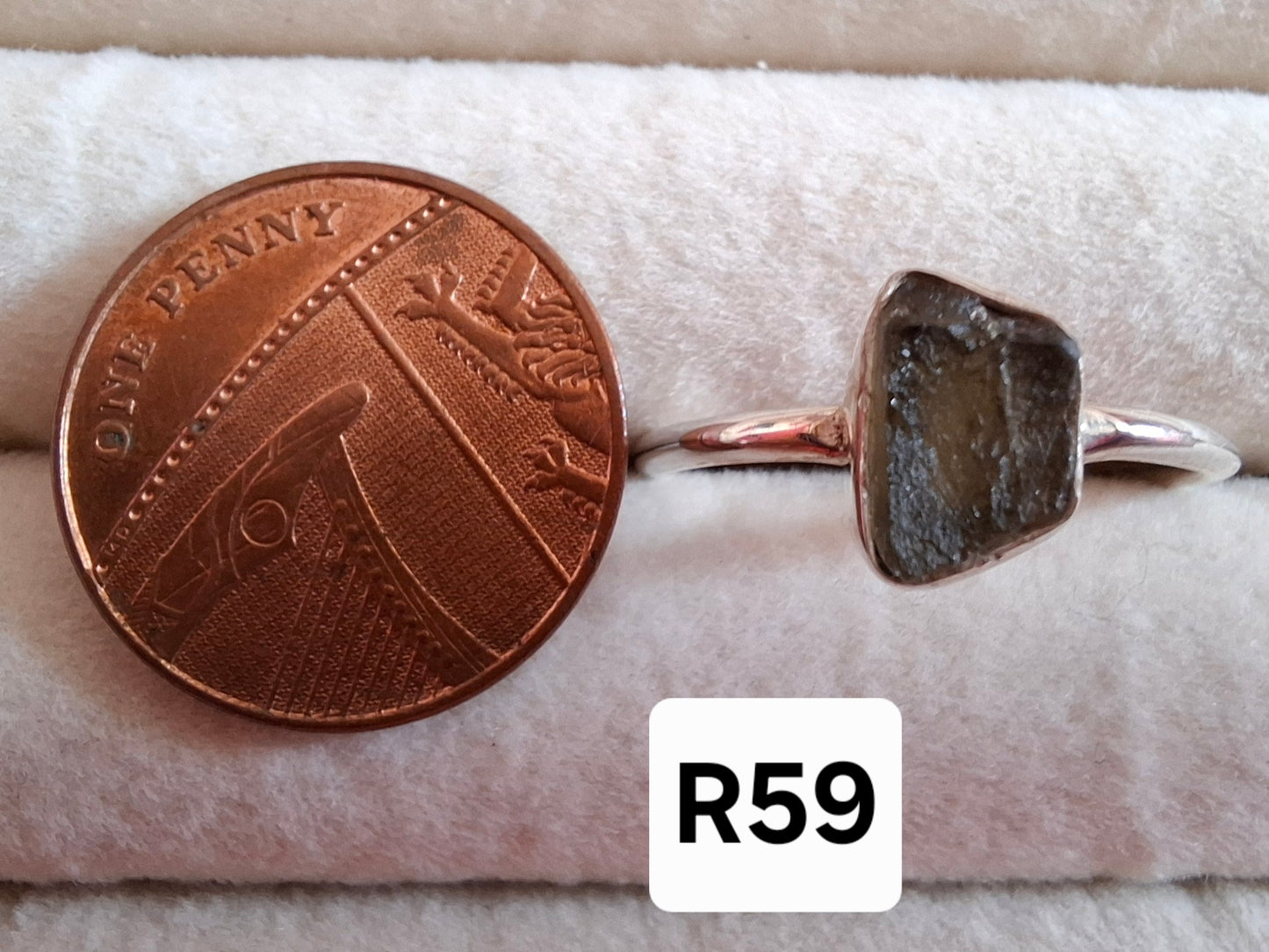 Moldavite Ring, size small W, 925 Silver, Tektite (Ref: R59)