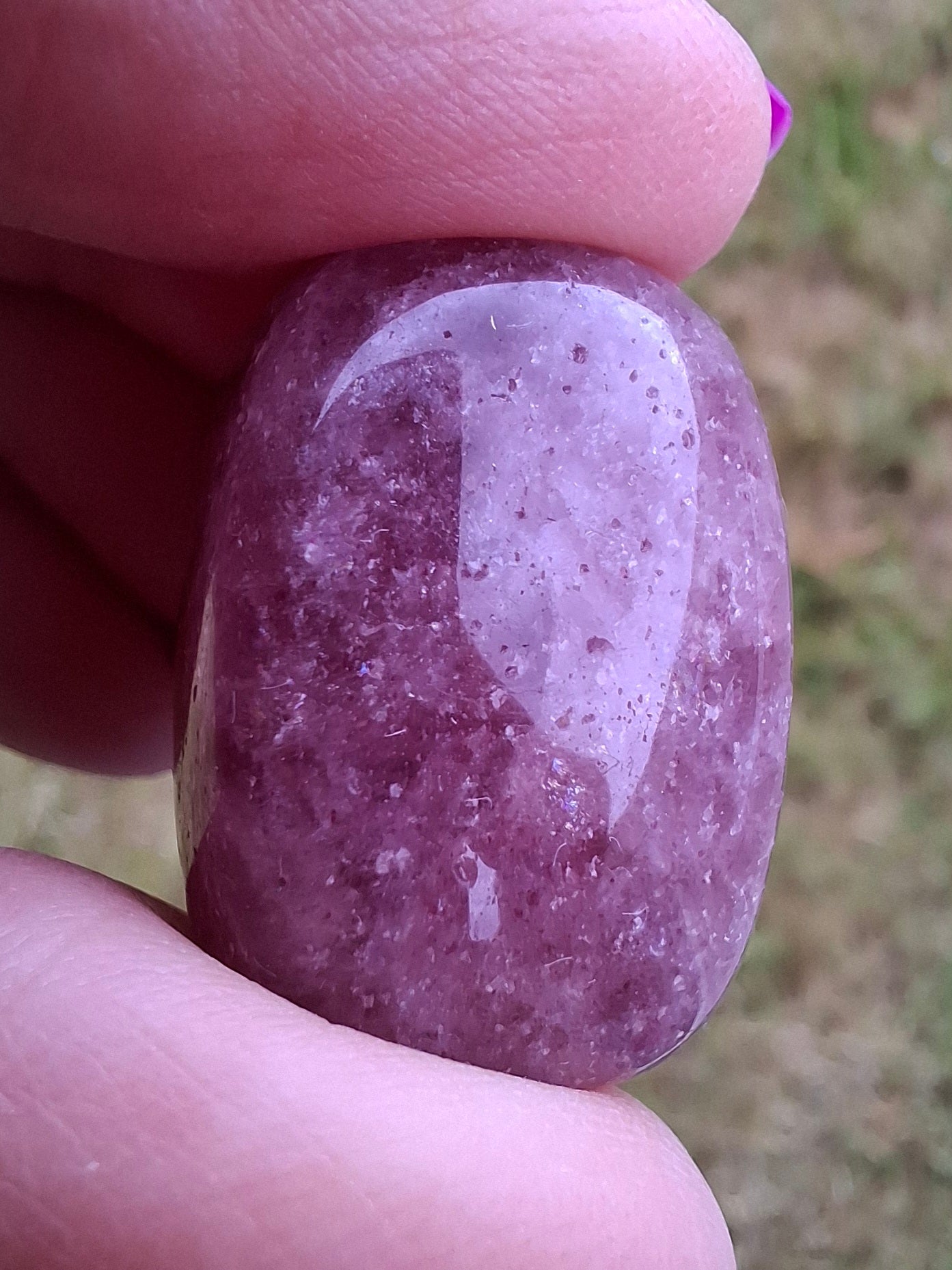 Strawberry Quartz, Tumble Stone, Crystal (Ref: T13)