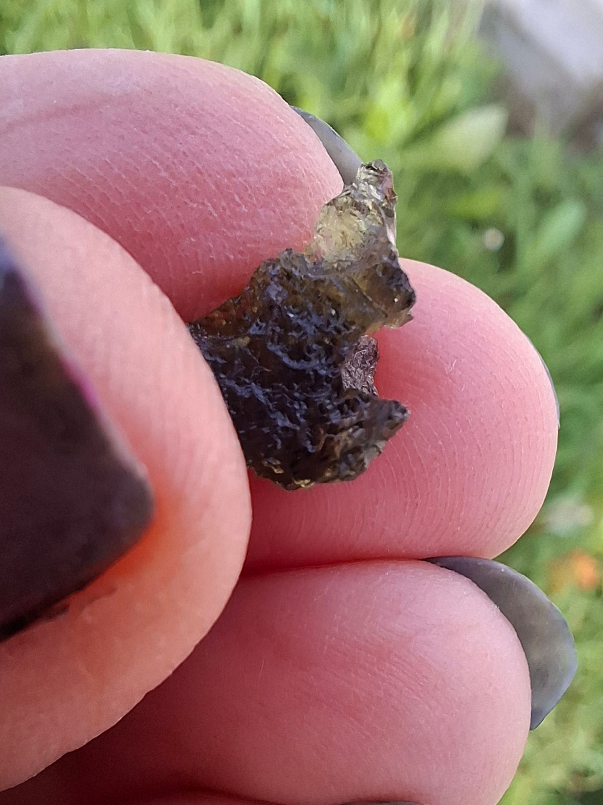 Moldavite Piece, 0.72g, Tektite (Ref: 1379)