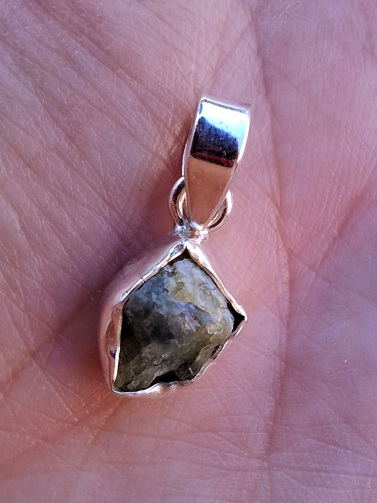 Green Tourmaline Pendant, 925 Silver, Crystal (Ref: GT1)