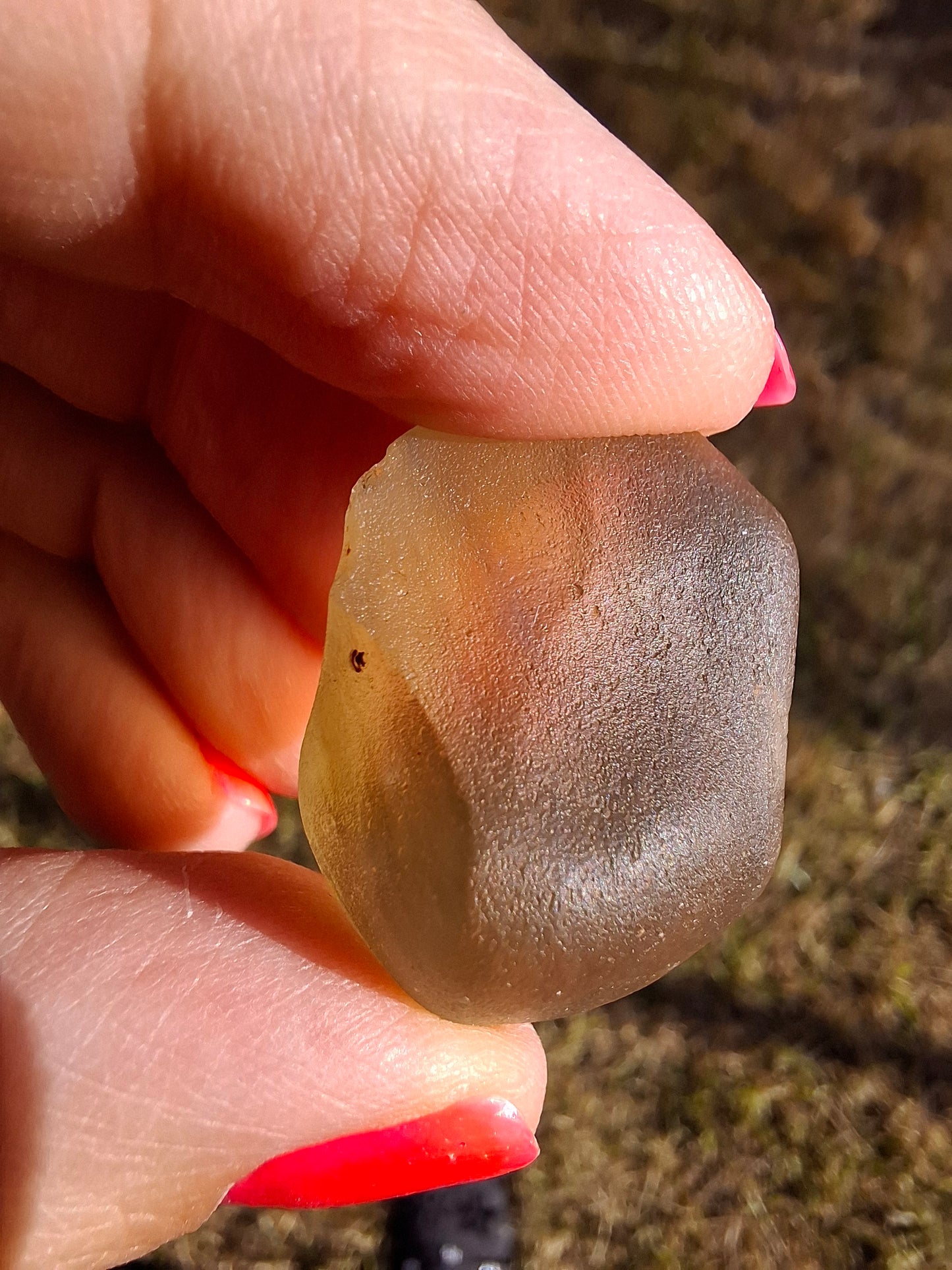 Libyan Desert Glass (darker) Piece, 9.54g, Tektite (Ref: L1371)