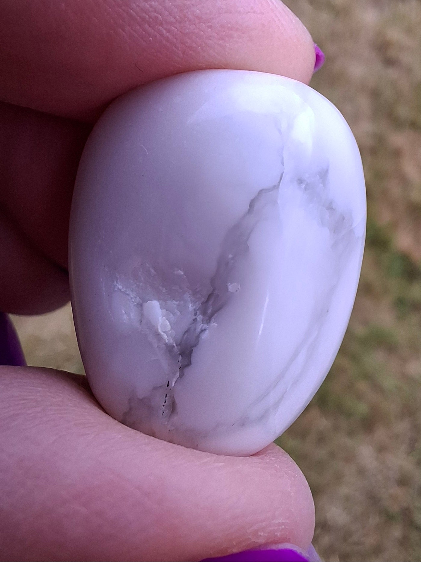 Howlite, Tumble Stone, Crystal (Ref: T37)
