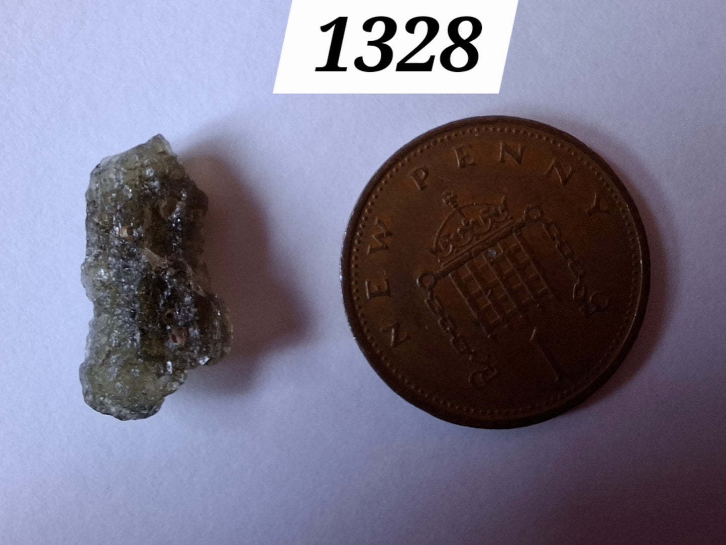 Moldavite Piece, 0.71g, Tektite (Ref: 1328)
