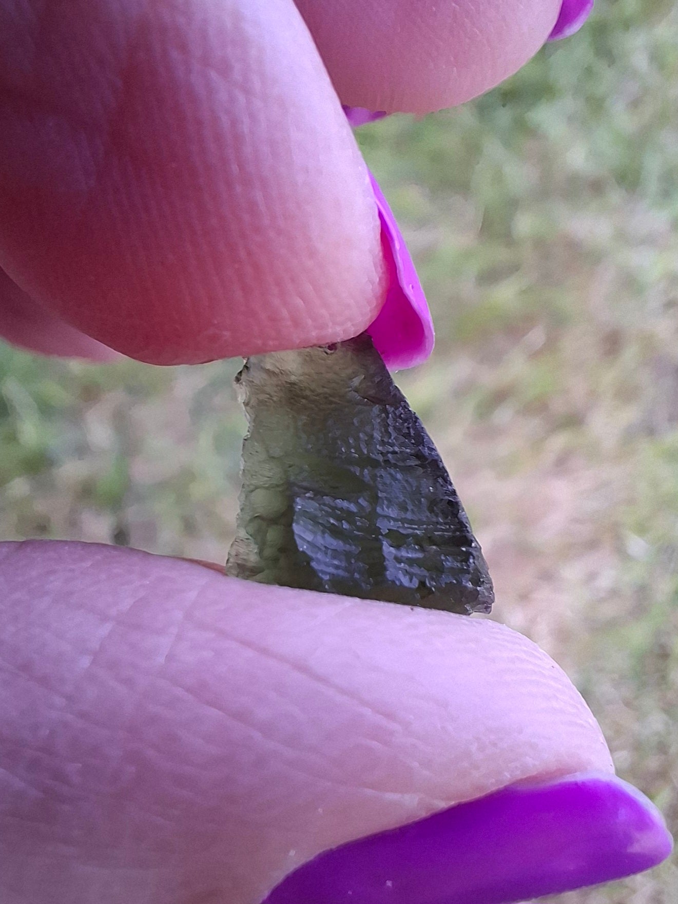 Moldavite Piece, 0.82g, Tektite (Ref: 1456)