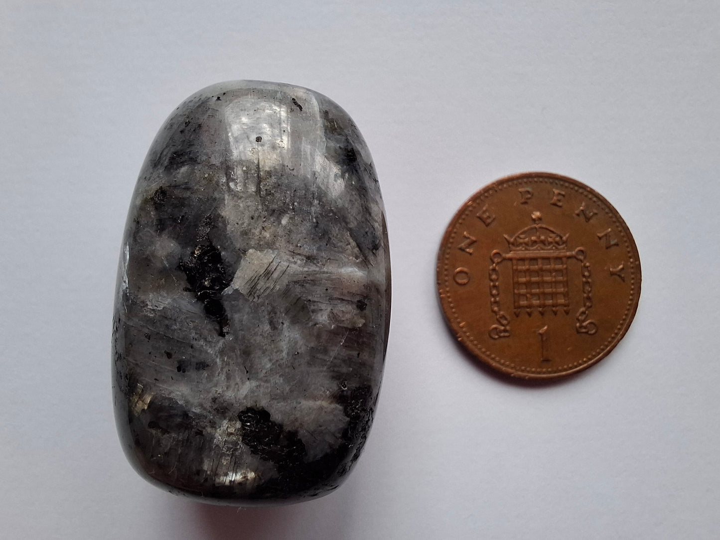 Larvikite, Tumble Stone, Crystal (Ref: T124)