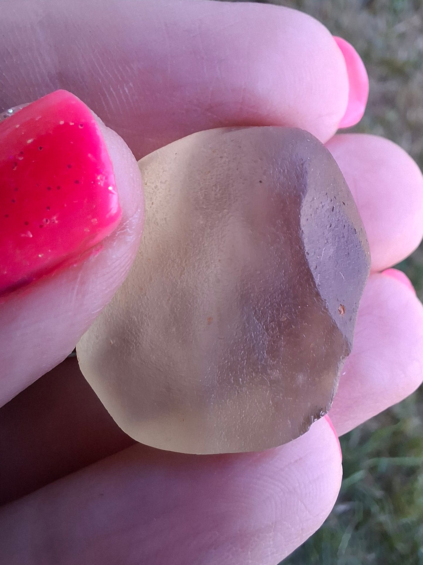 Libyan Desert Glass (darker) Piece, 9.54g, Tektite (Ref: L1371)