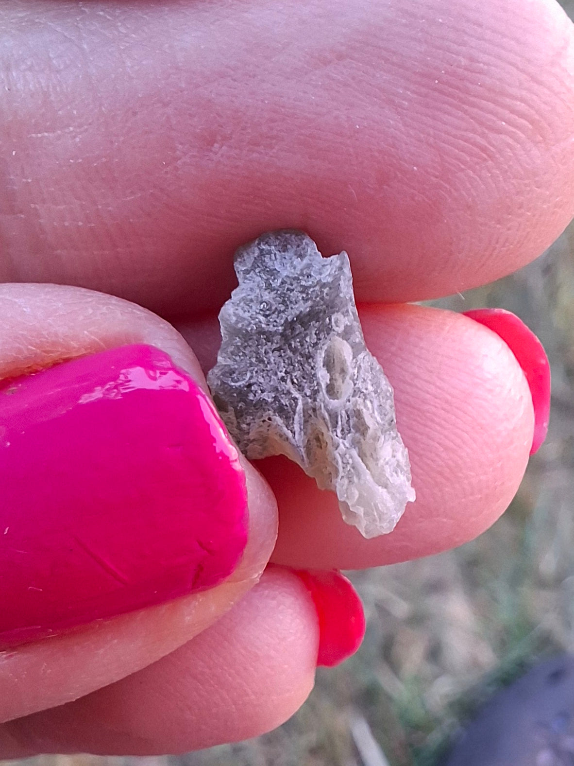 Moldavite Piece, SNOWFLAKE, FROSTED, BRUSNA, 0.64g, Tektite (Ref: 1502)