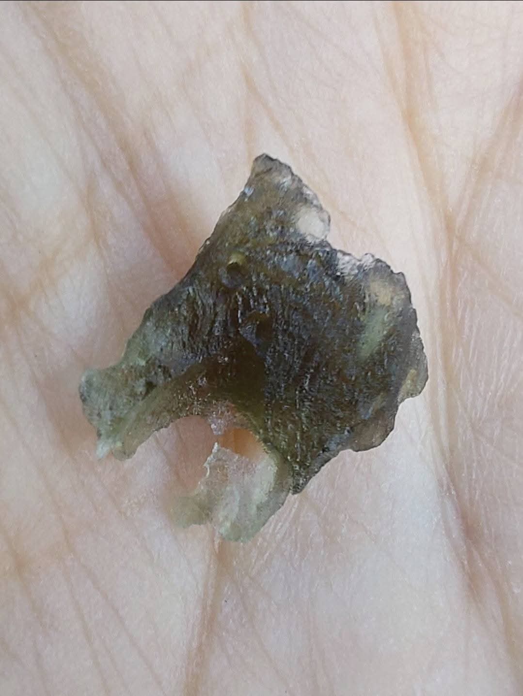 Moldavite Piece, 0.62g, Tektite (Ref: 1127)