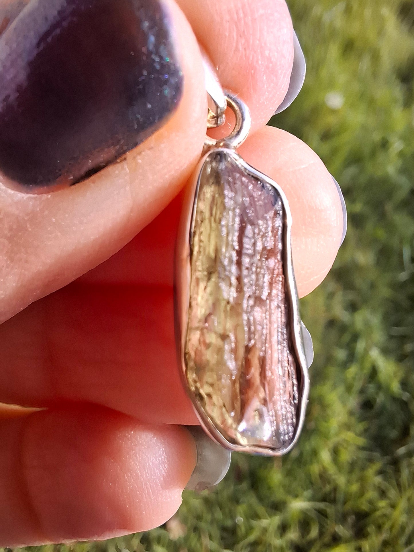 Moldavite Pendant, 925 Silver, Tektite (Ref: P11)