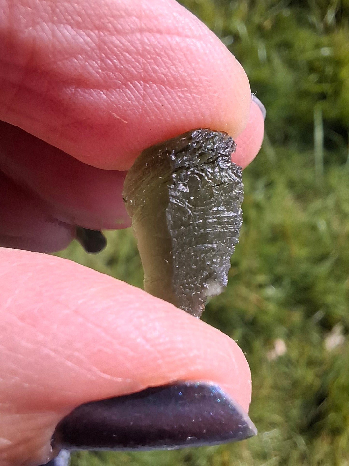 Moldavite Piece, 0.98g, Tektite (Ref: 1388)