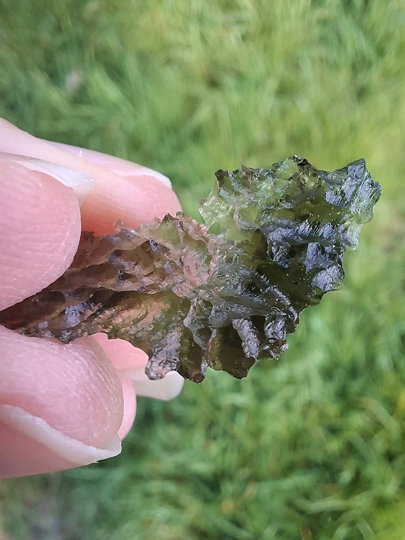 Moldavite Piece, JEZKOVNA BESEDNICE, 1.50g, Tektite (Ref: 1277)