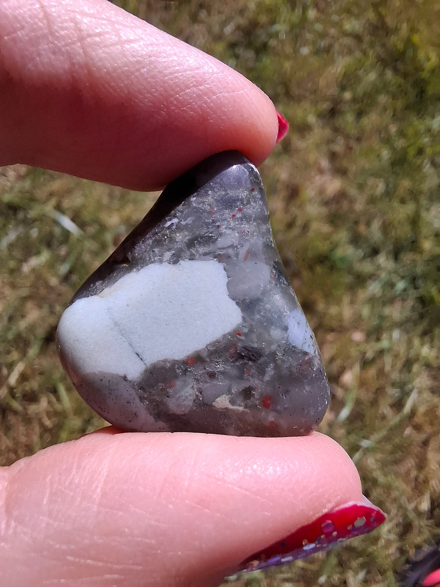 African Blood Stone, Tumble Stone, Crystal (Ref: T178)