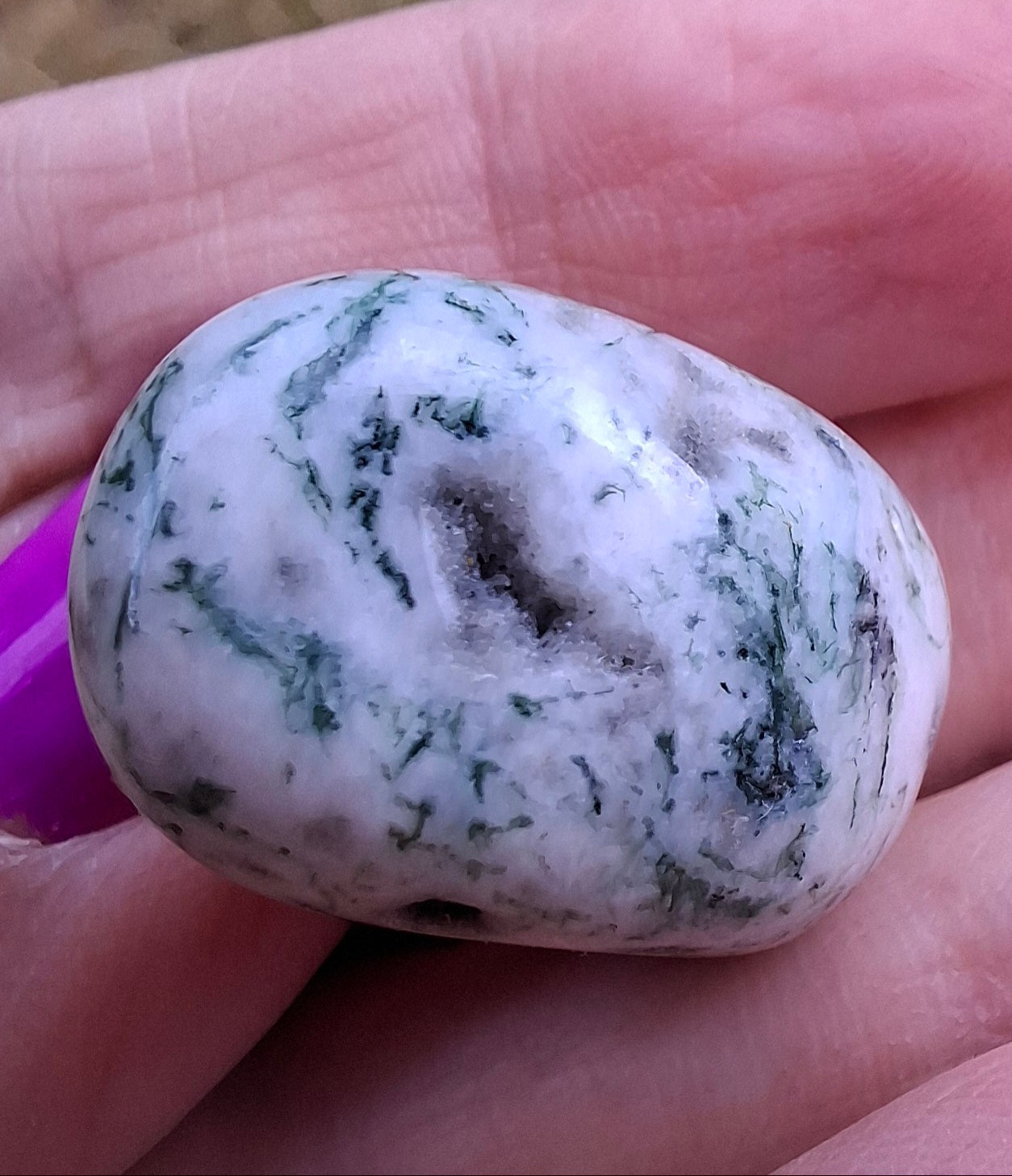 Tree Agate, Tumble Stone, Crystal (Ref: T3)