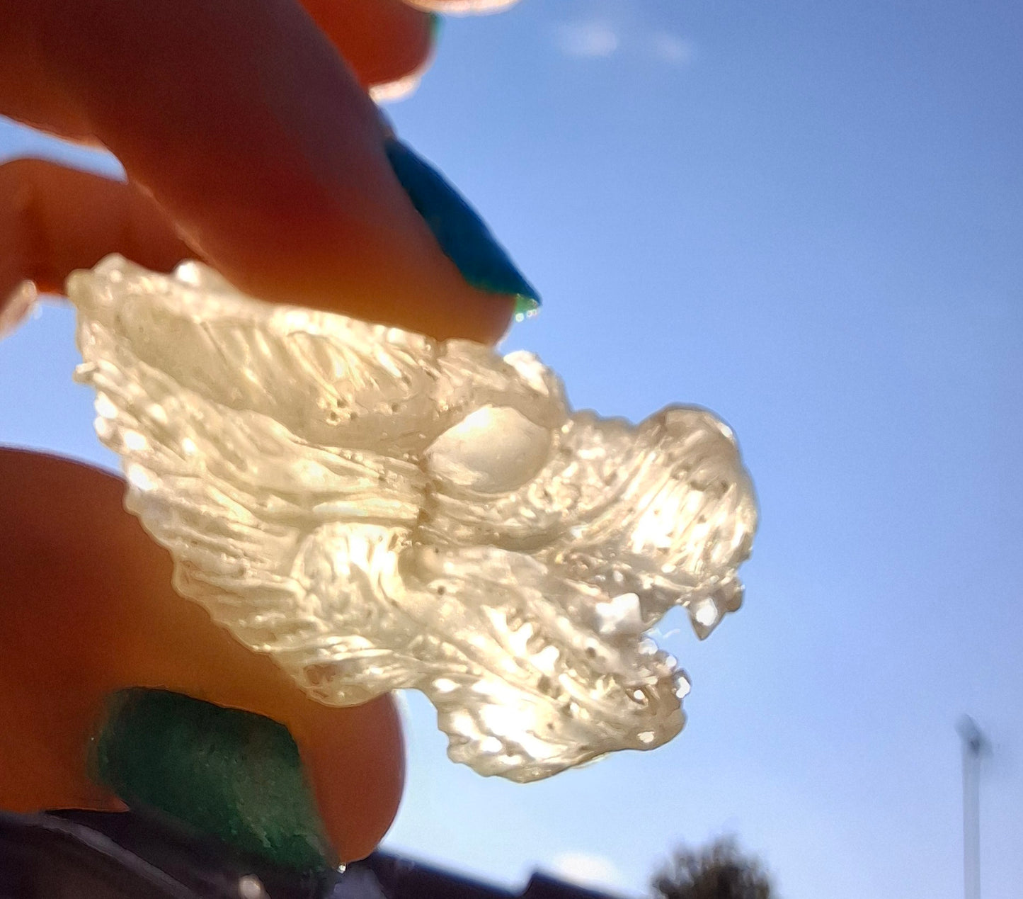 Libyan Desert Glass DRAGON HEAD carving, 9.66g, Tektite (Ref: Dragon 3)