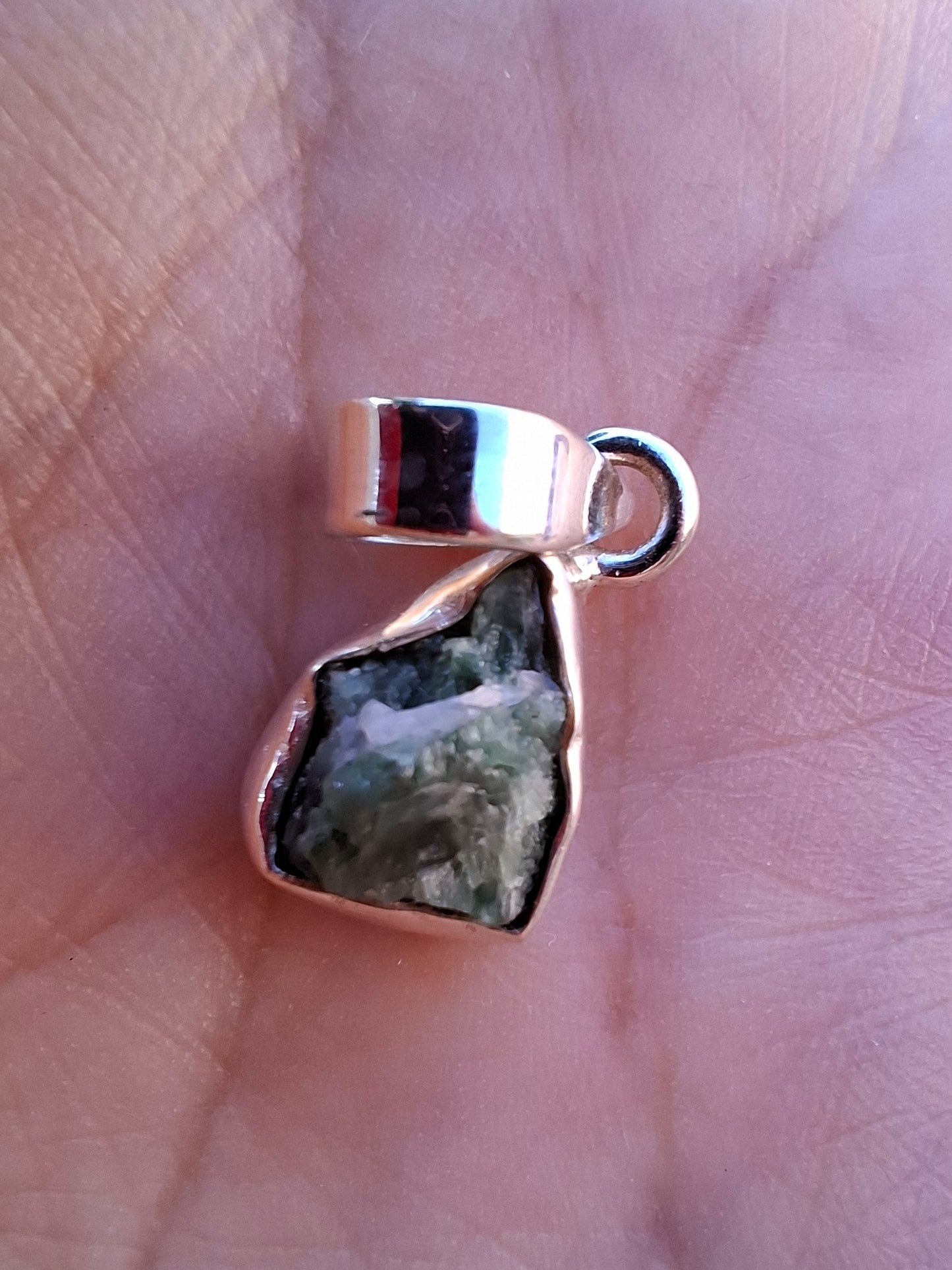 Green Tourmaline Pendant, 925 Silver, Crystal (Ref: GT19)