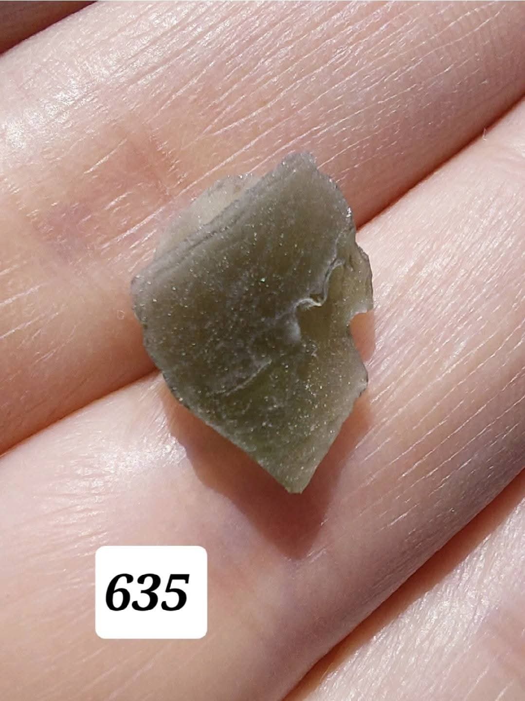 Moldavite Piece, 0.72g, Tektite (Ref: 635)
