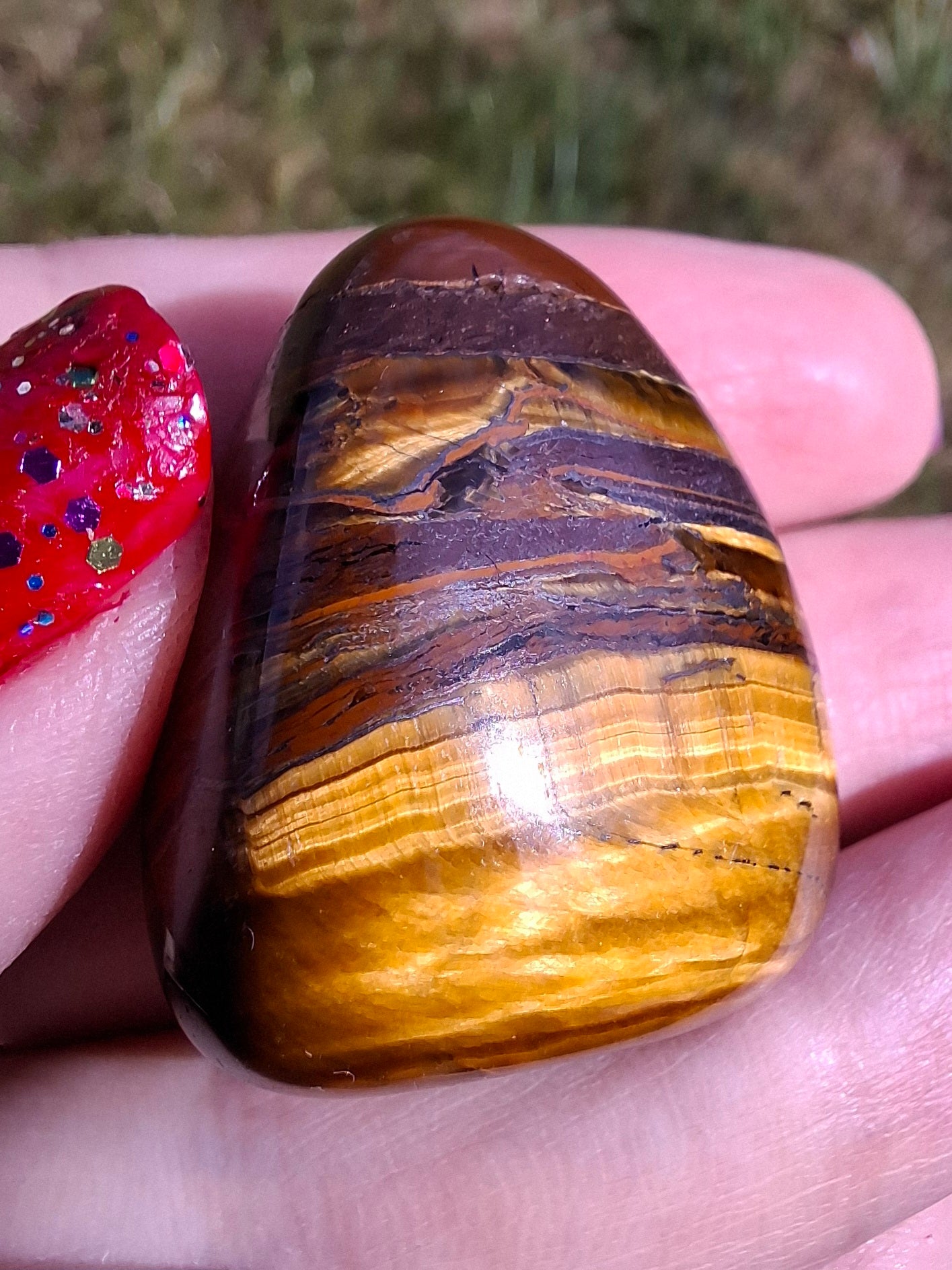 Tigers Eye, Tumble Stone, Crystal (Ref: T133)