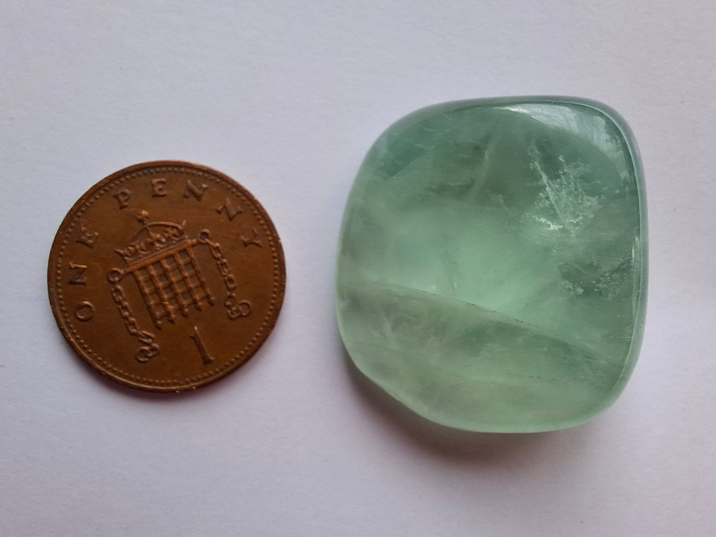 Fluorite, Tumble Stone, Crystal (Ref: T48)