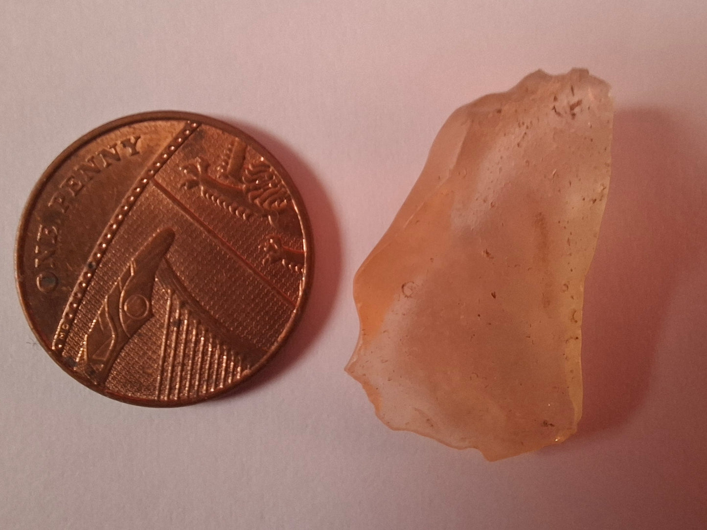 Libyan Desert Glass Piece, 3.04g, Tektite (Ref: LE12)