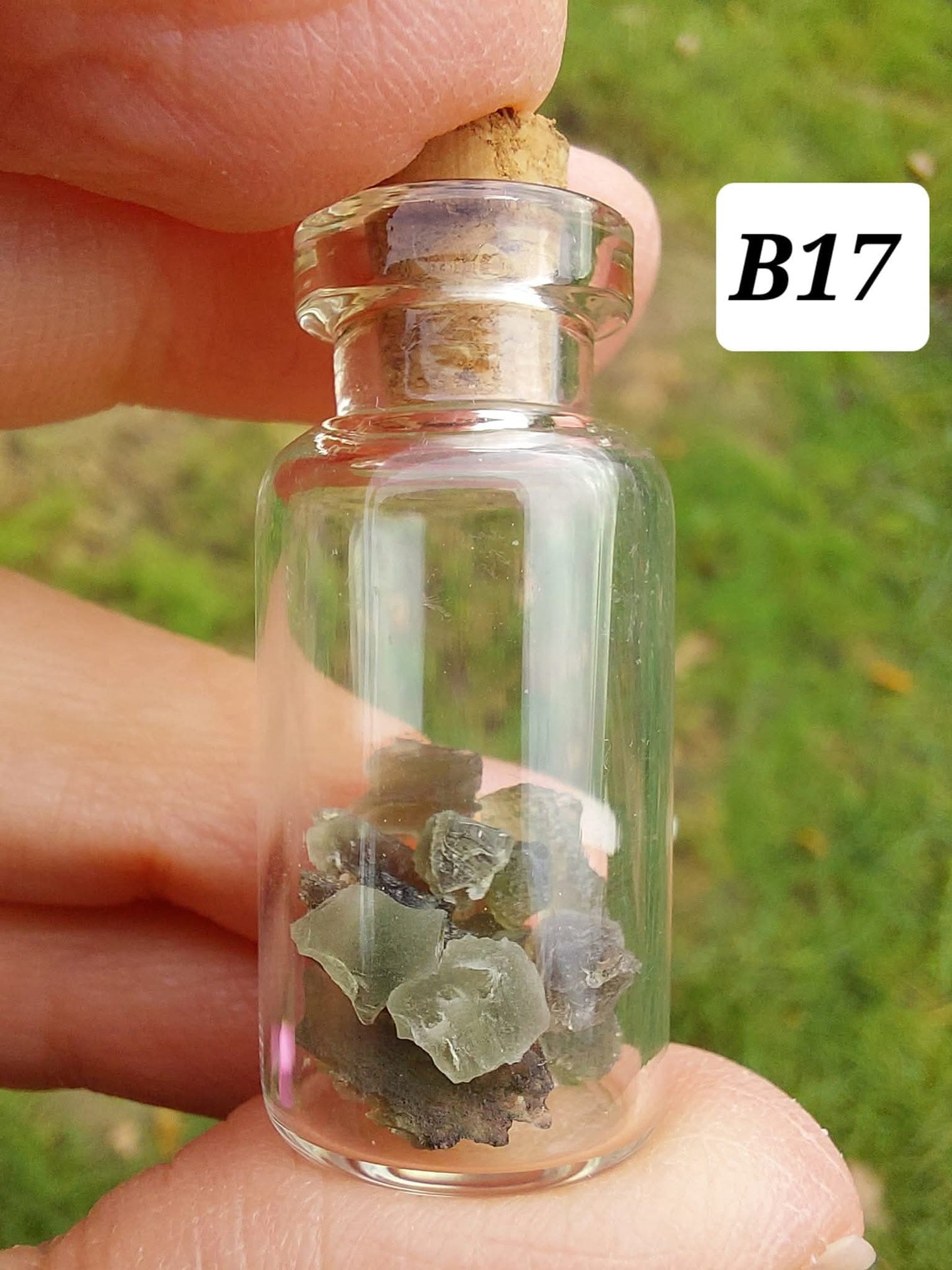 Moldavite chips (1.50g) in 3ml glass Bottle, Tektite (Ref: B17)