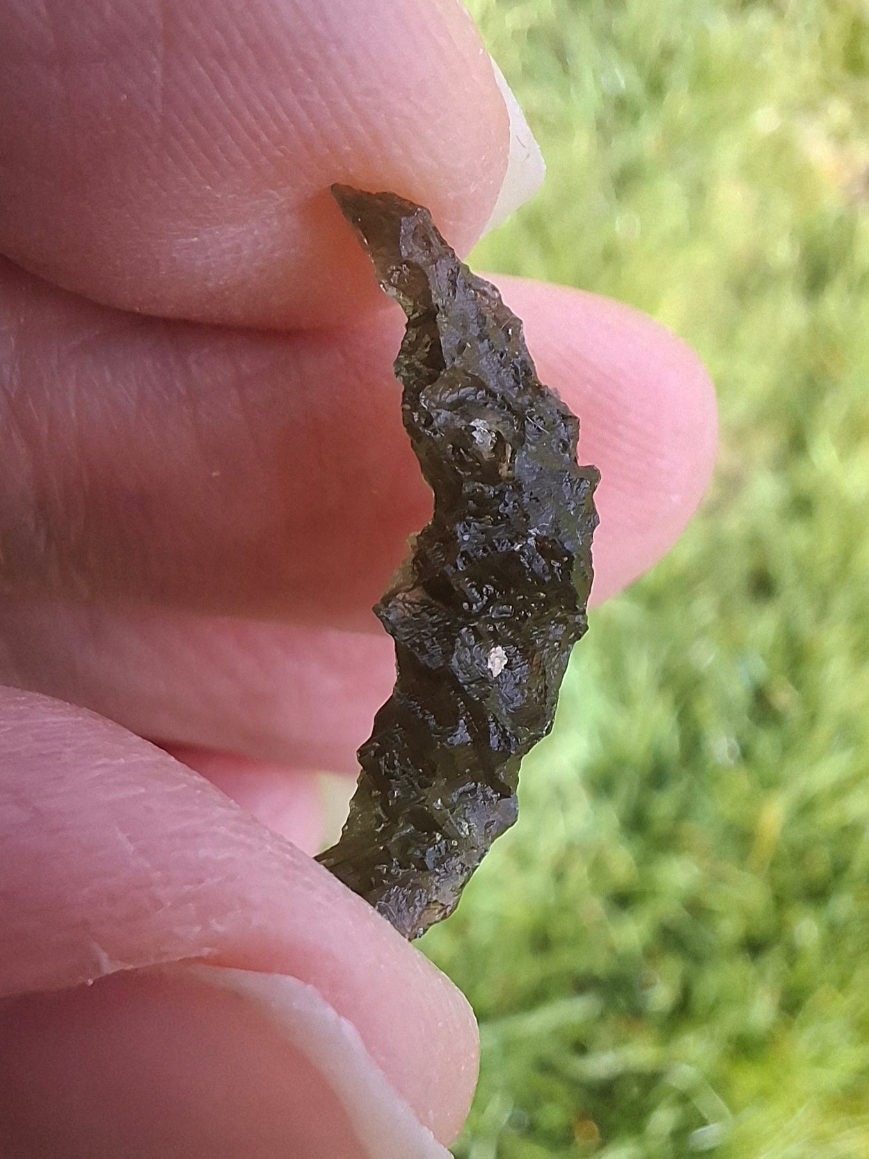 Moldavite Piece, JEZKOVNA BESEDNICE, 1.32g, Tektite (Ref: 1280)