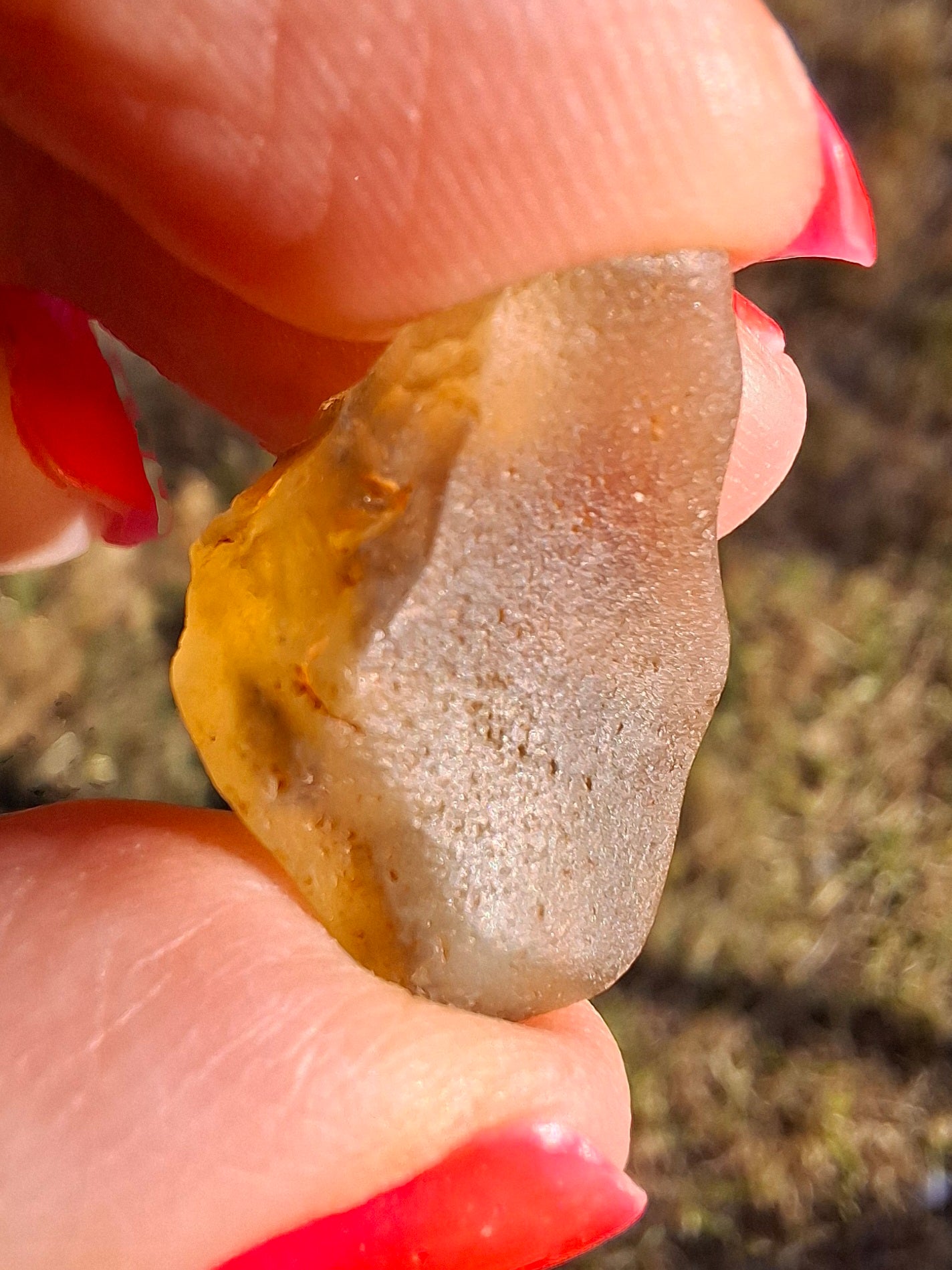 Libyan Desert Glass (darker) Piece, 3.72g, Tektite (Ref: L1378)