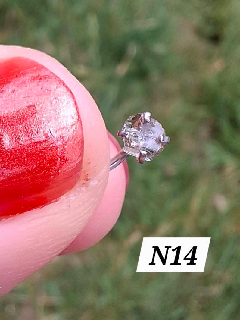 Moldavite (raw) NOSE STUD, 20G, Corkscrew, Surgical steel, Tektite (Ref: N14)
