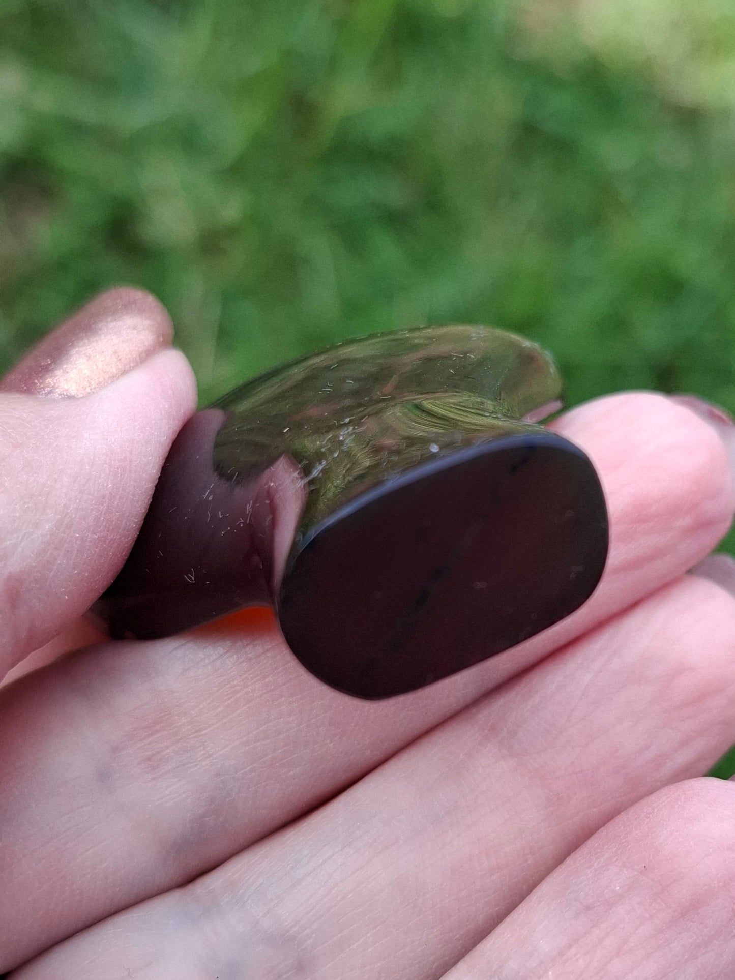 Red Amber Angel, 13.66g, Carving, Fossil (Ref: AA10)