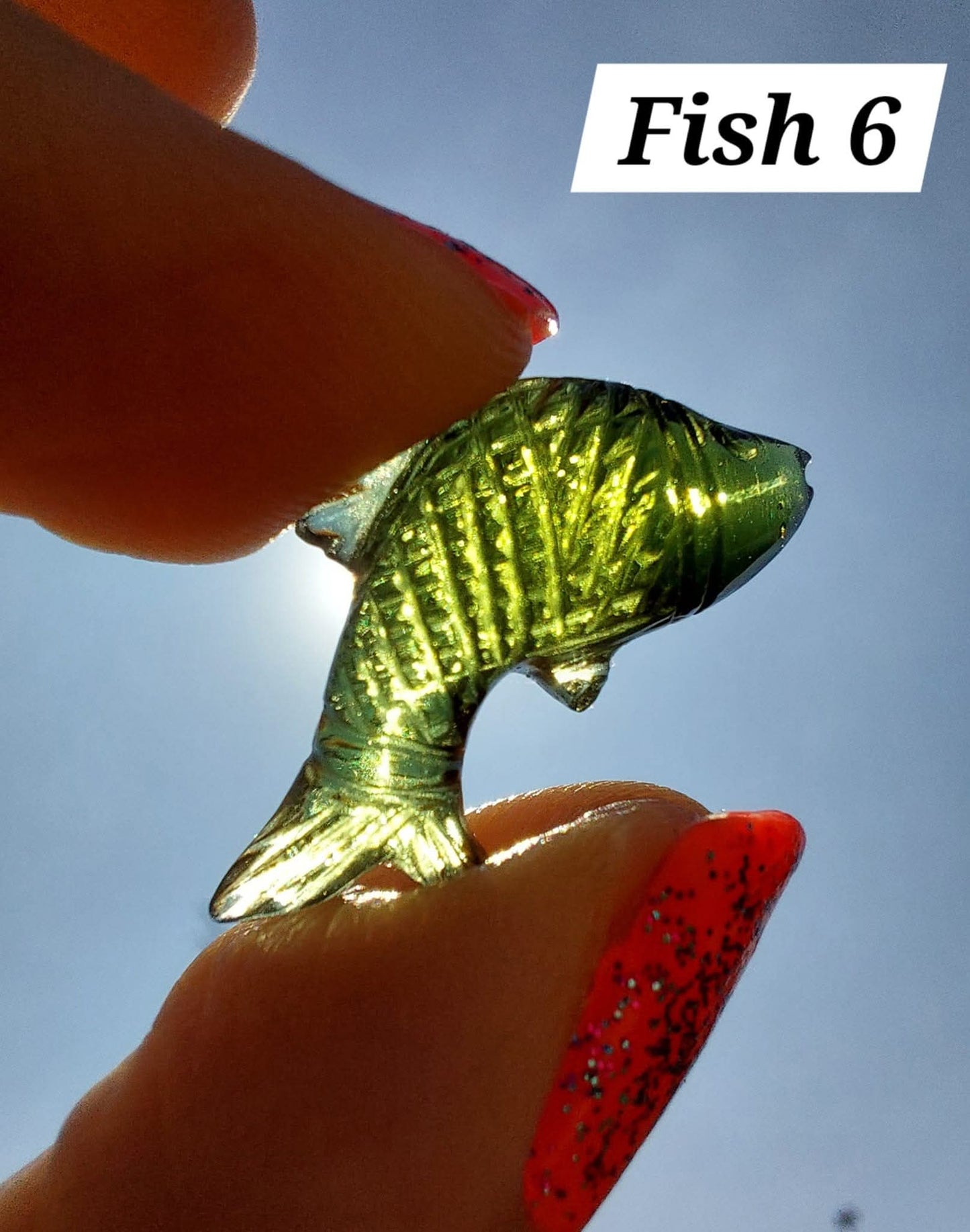 Moldavite FISH carving, 1.62g, Tektite (Ref: Fish6)